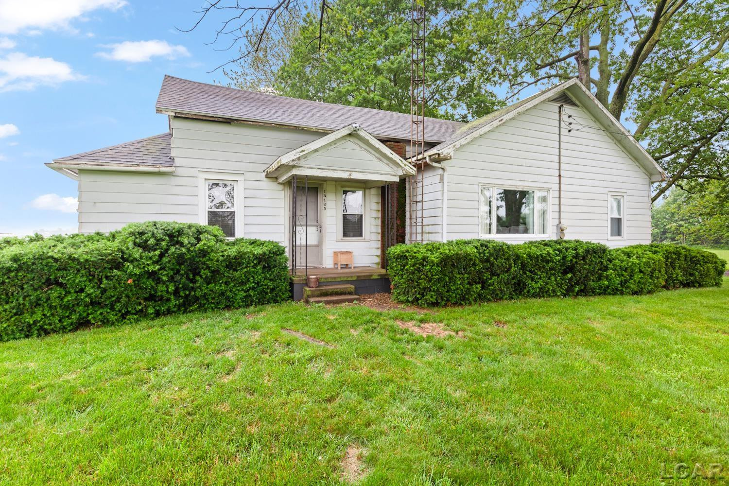 13125 Crockett Highway, Blissfield, MI 49228 — front exterior