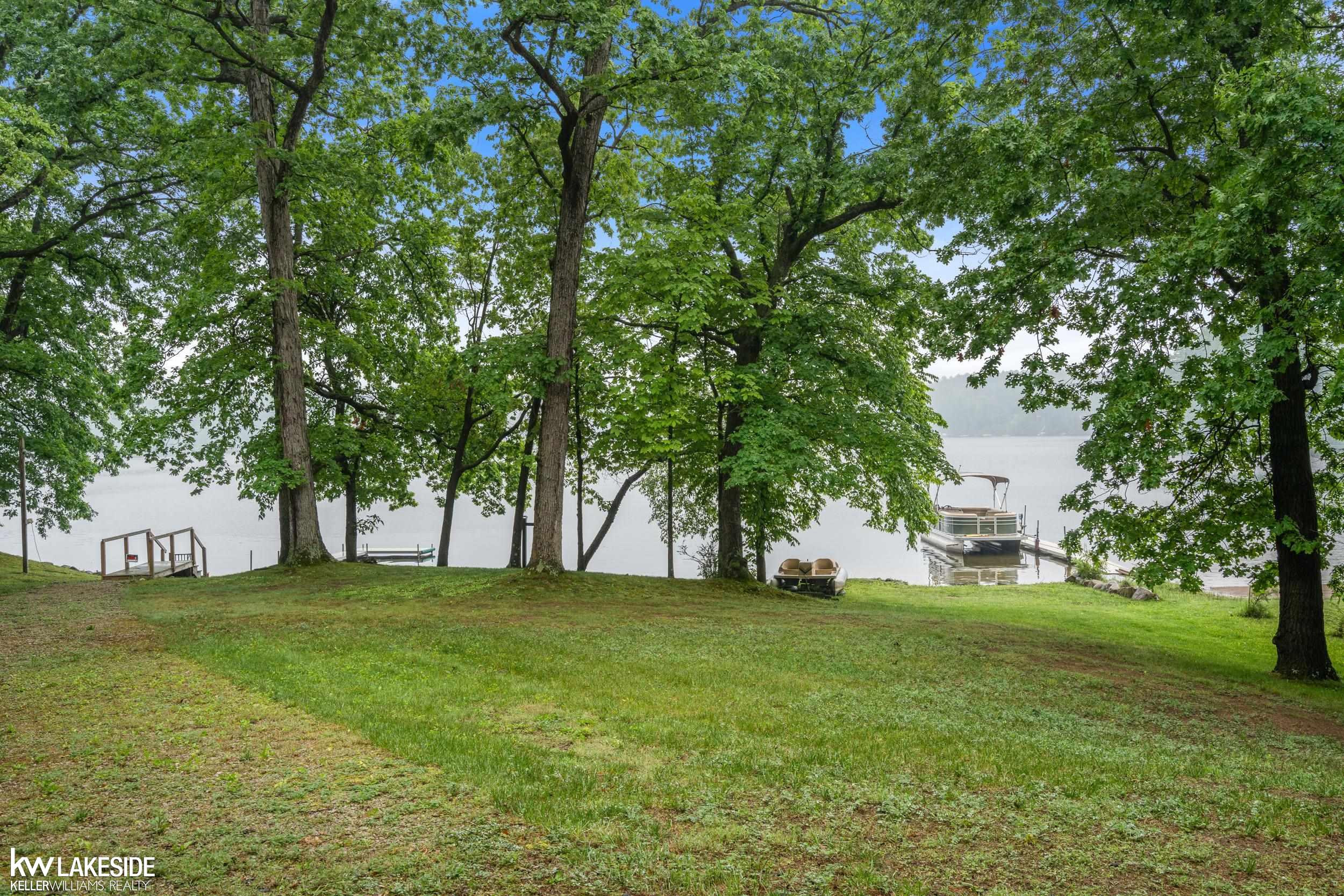 12667 Crystal Lake Drive, Cement City, MI 49233 — Photo 34