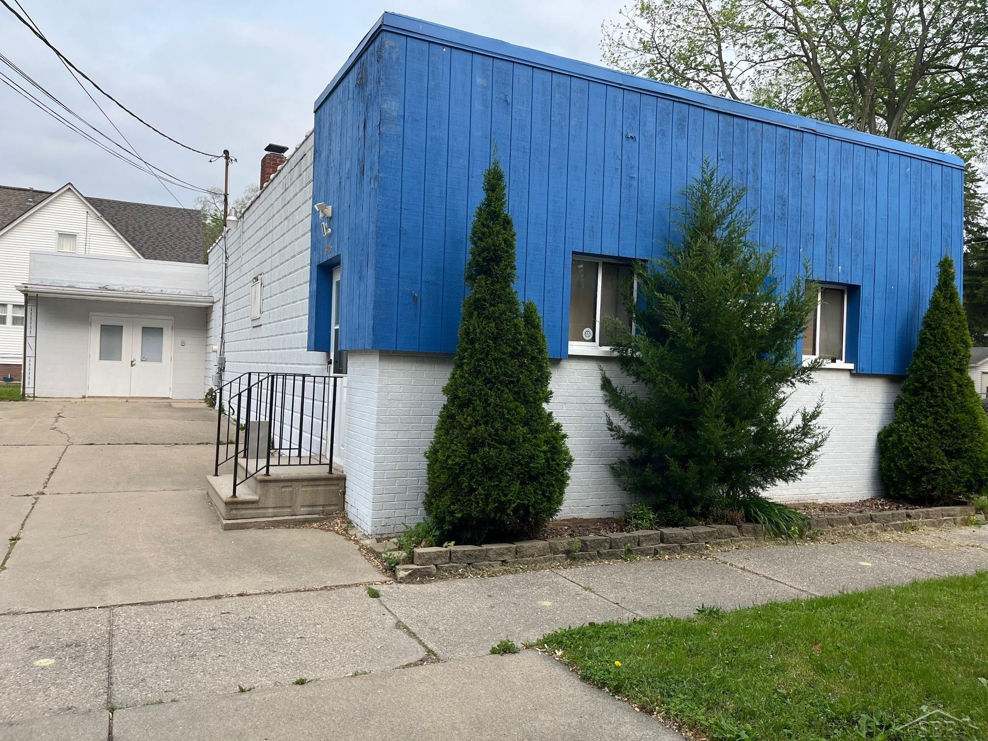 625 Yale Street, Saginaw, MI 48602 — front exterior