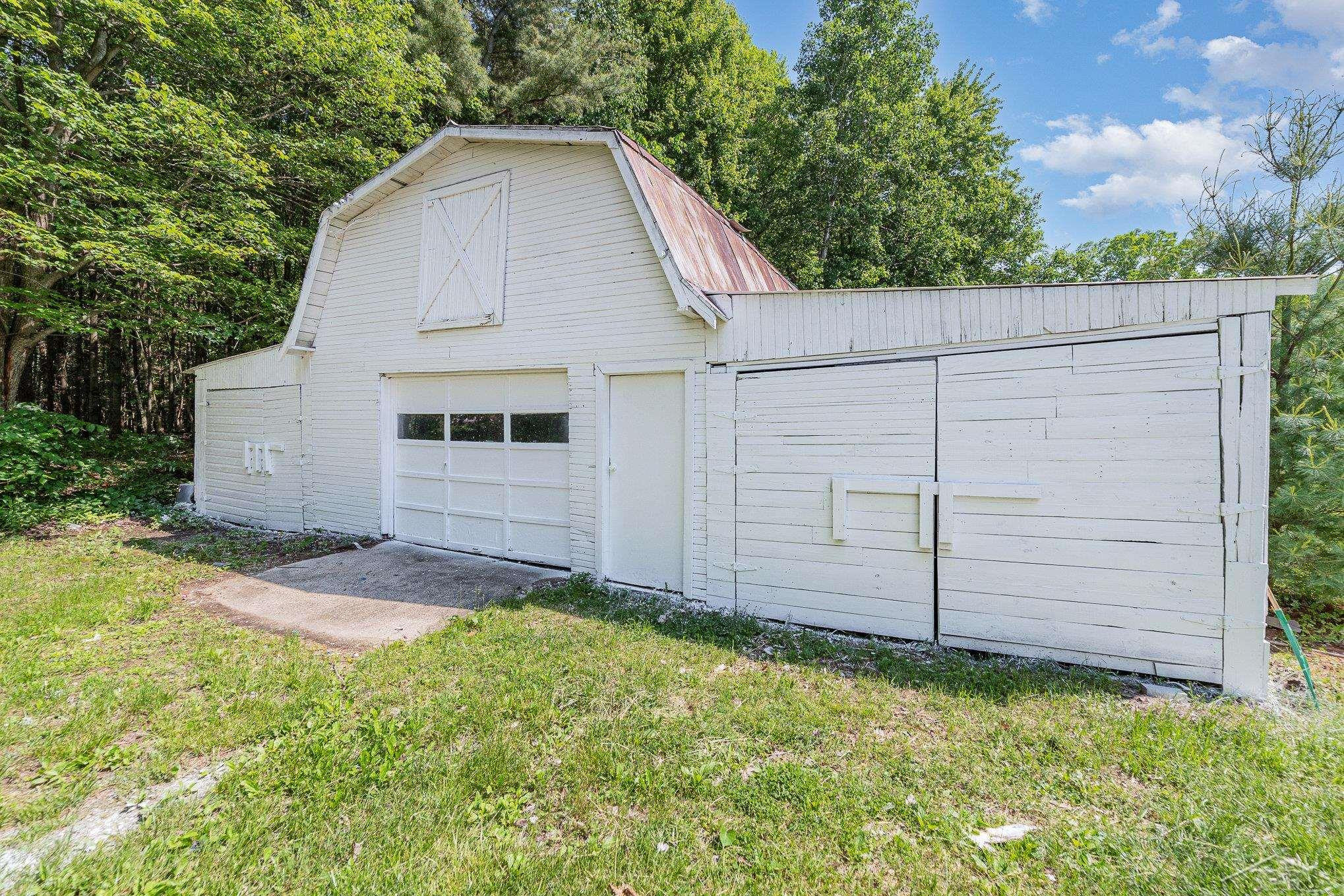 2755 W Burt Road, Saginaw, MI 48457 — Photo 15