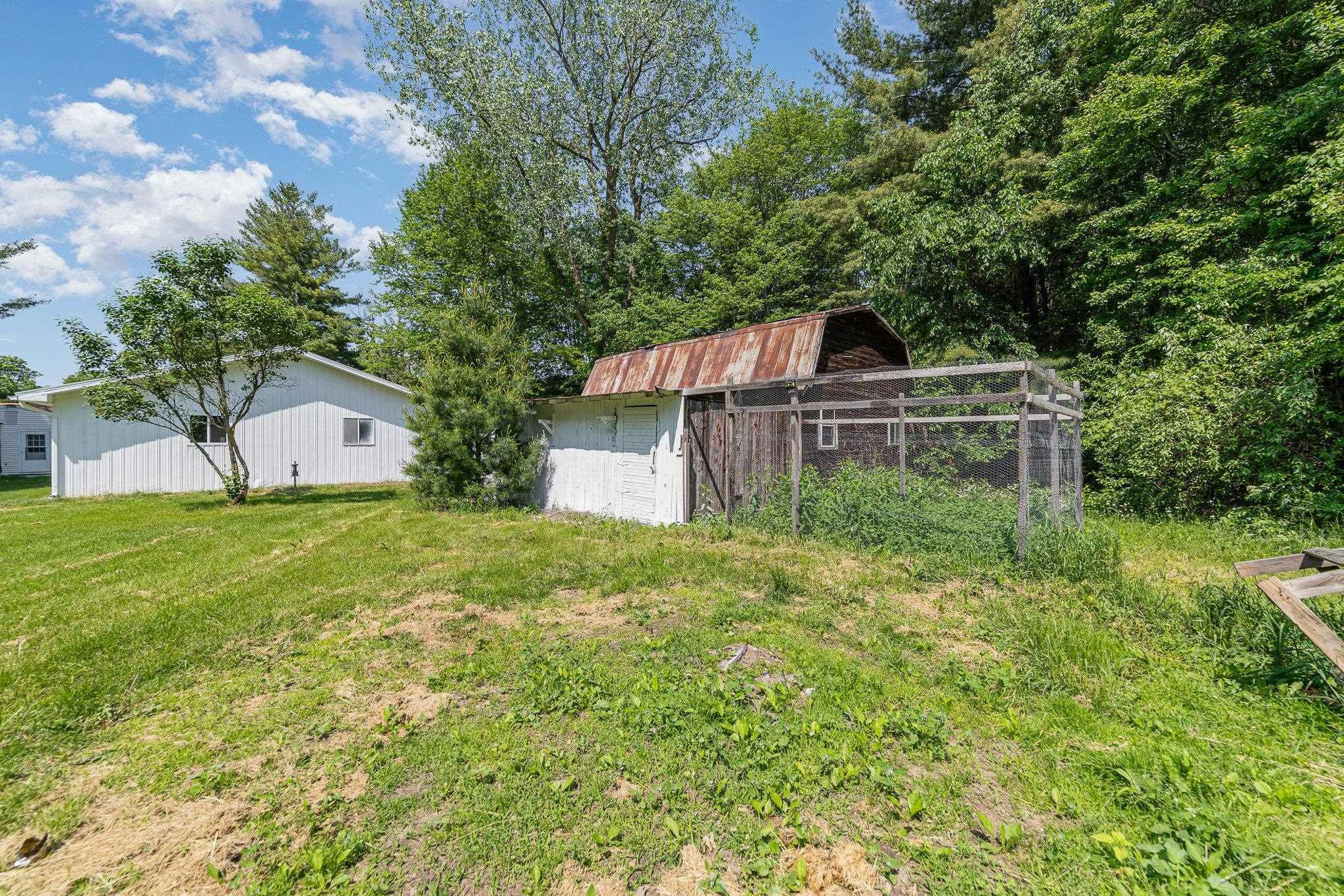 2755 W Burt Road, Saginaw, MI 48457 — Photo 21