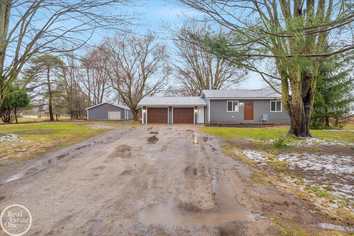 3730 Black River Road, Croswell, MI 48422 — Photo 2