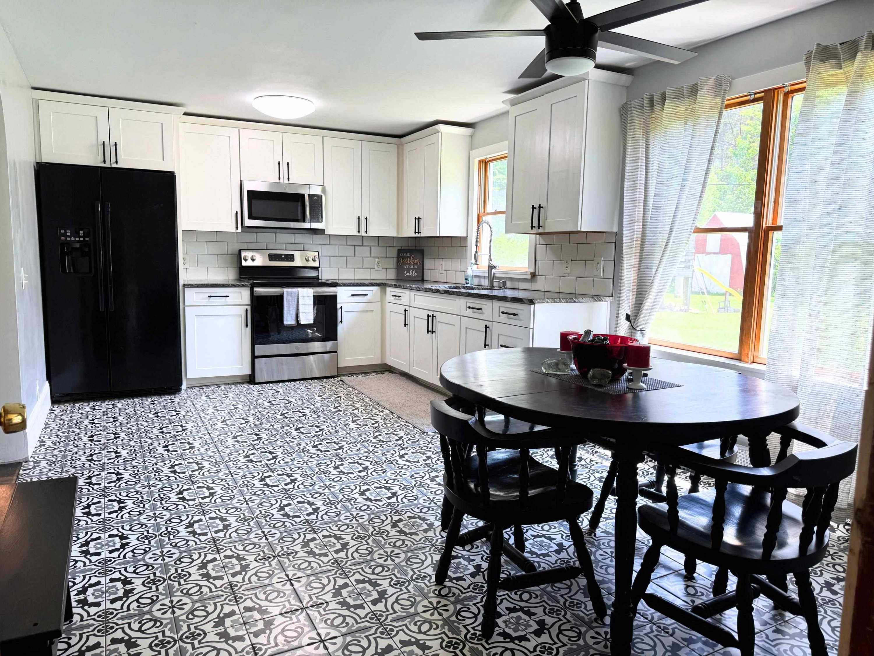 10073 Mcafee Drive, Montrose, MI 48457 — Photo 6