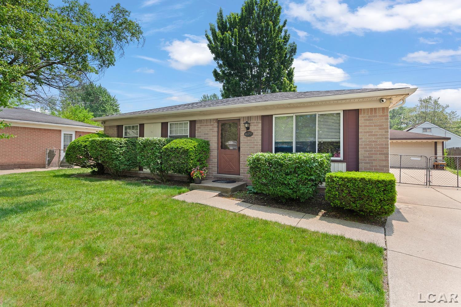 41755 Mckinley Street, Belleville, MI 48111 — Photo 2