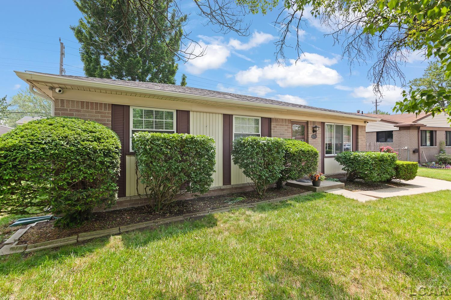 41755 Mckinley Street, Belleville, MI 48111 — Photo 4