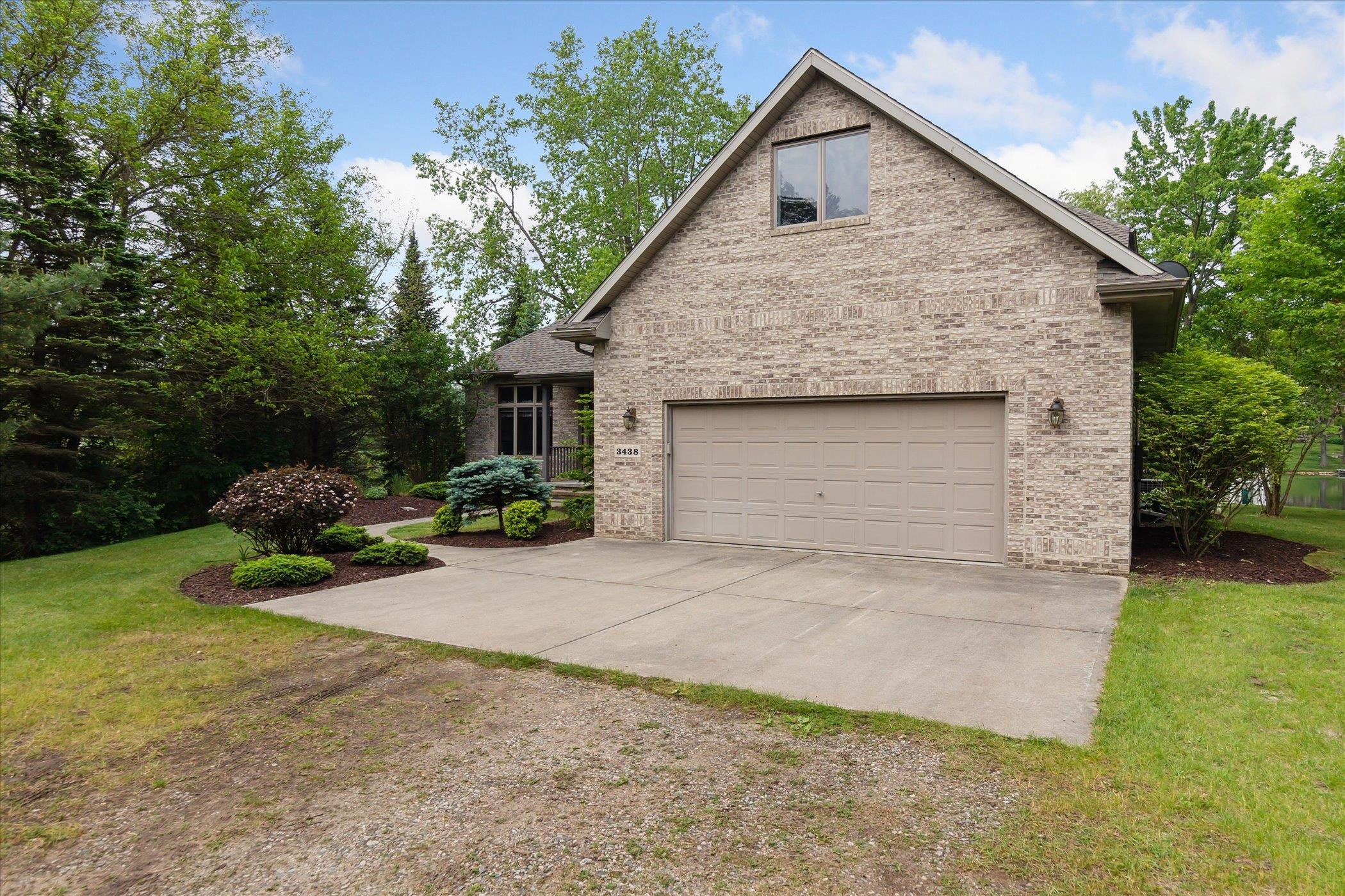 3438 Sandy Shore Drive, Metamora, MI 48455 — Photo 4