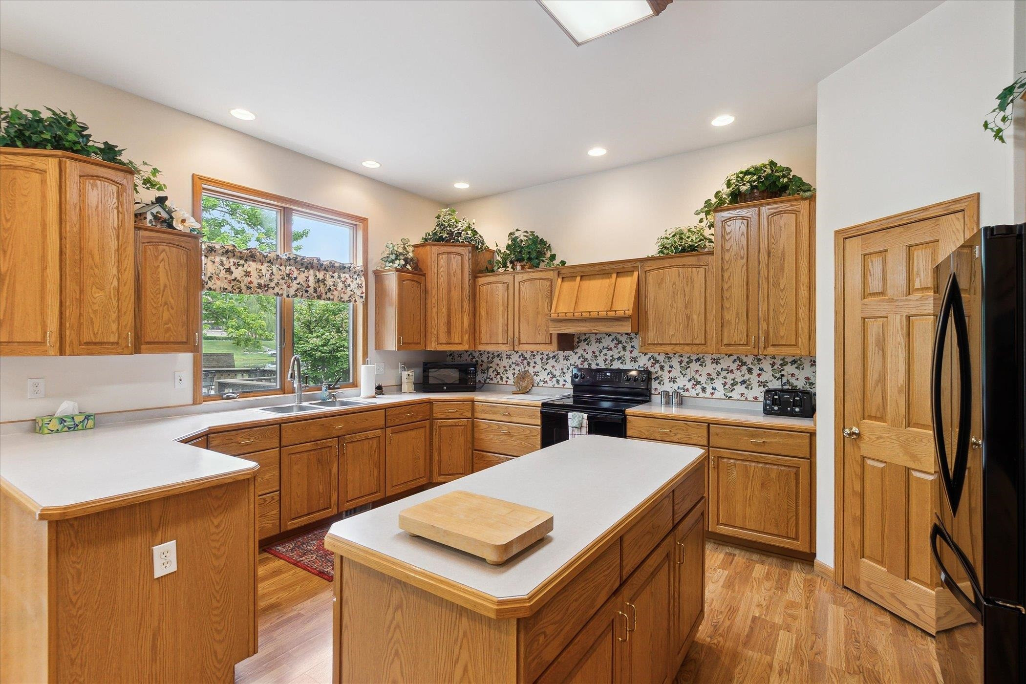 3438 Sandy Shore Drive, Metamora, MI 48455 — Photo 16