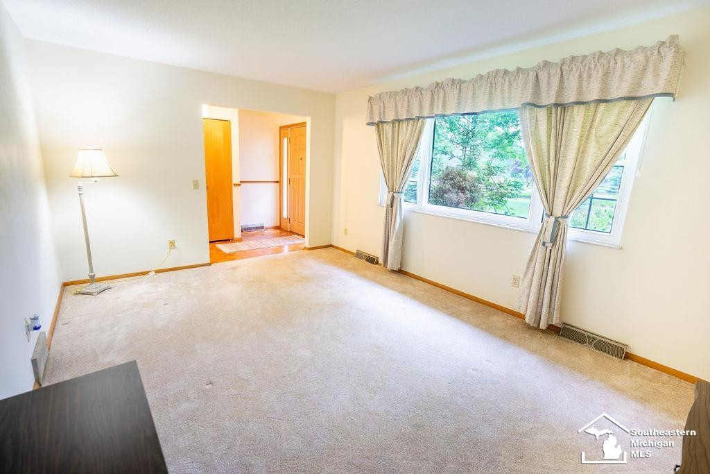 10993 Summerfield Road, Temperance, MI 48182 — Photo 5