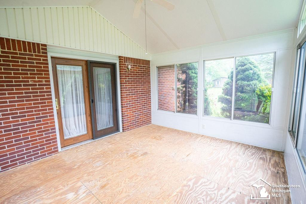 10993 Summerfield Road, Temperance, MI 48182 — Photo 16