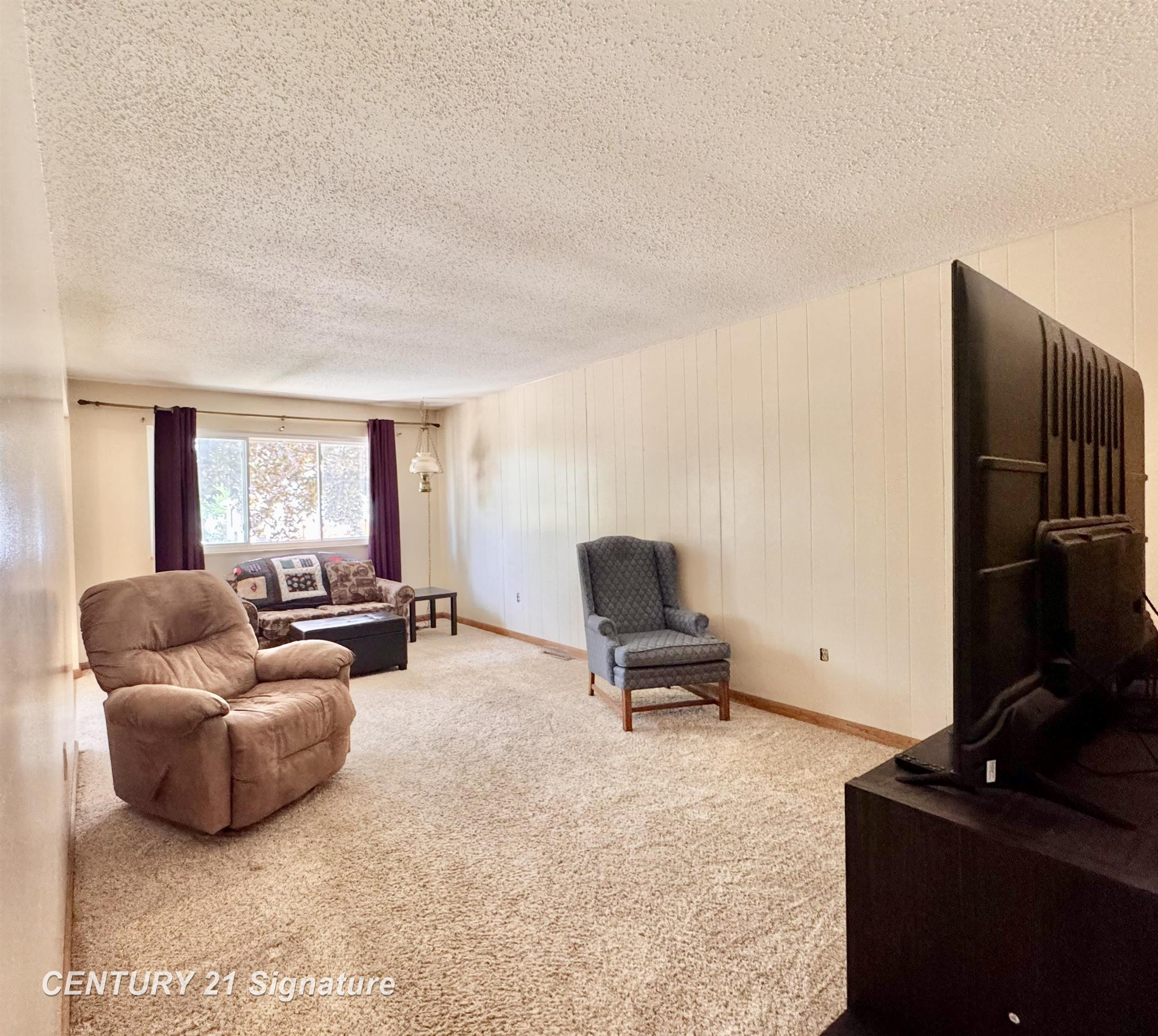 319 Countryview Lane, Auburn, MI 48611 — Photo 21