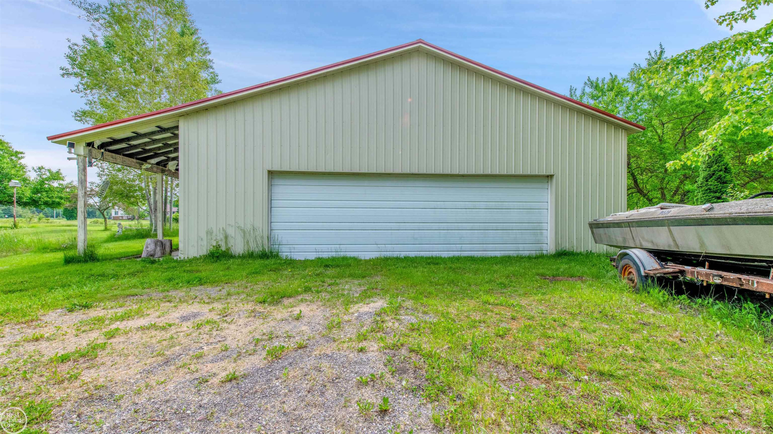 13533 Hough Road, Allenton, MI 48002 — Photo 10