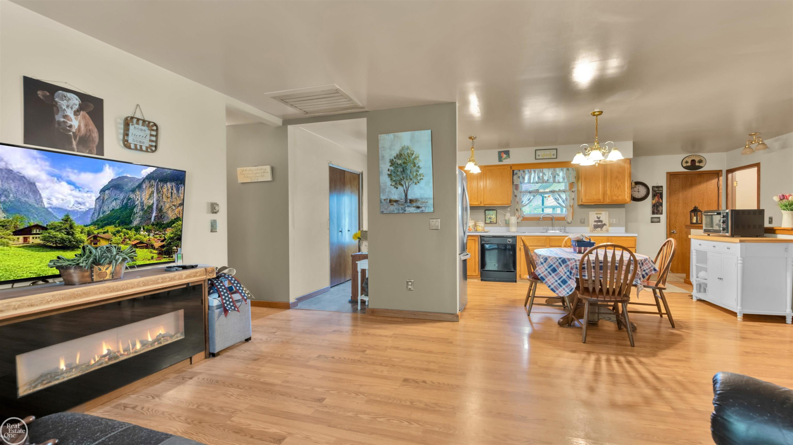 13533 Hough Road, Allenton, MI 48002 — Photo 29