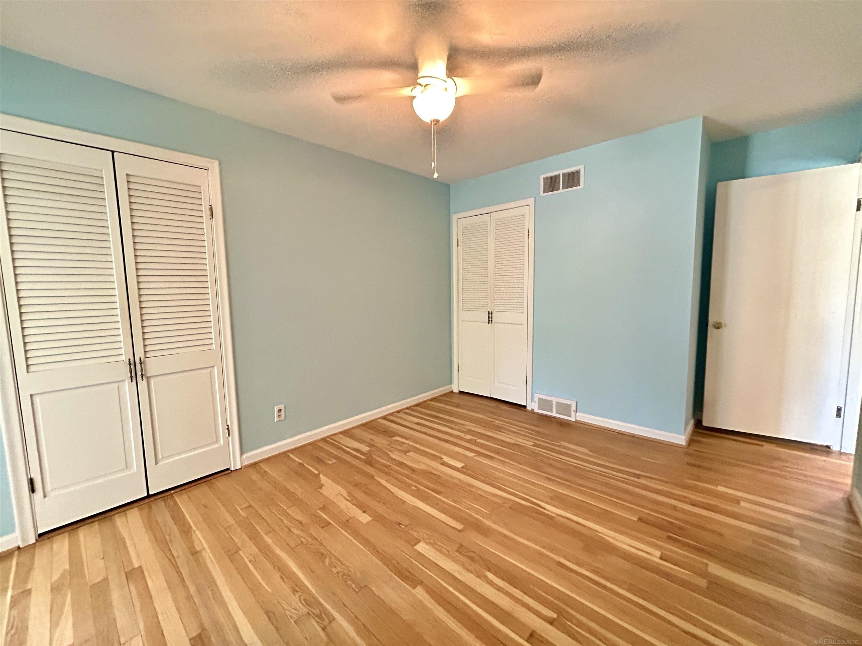 344 Bennett Street, Milford, MI 48381 — Photo 17