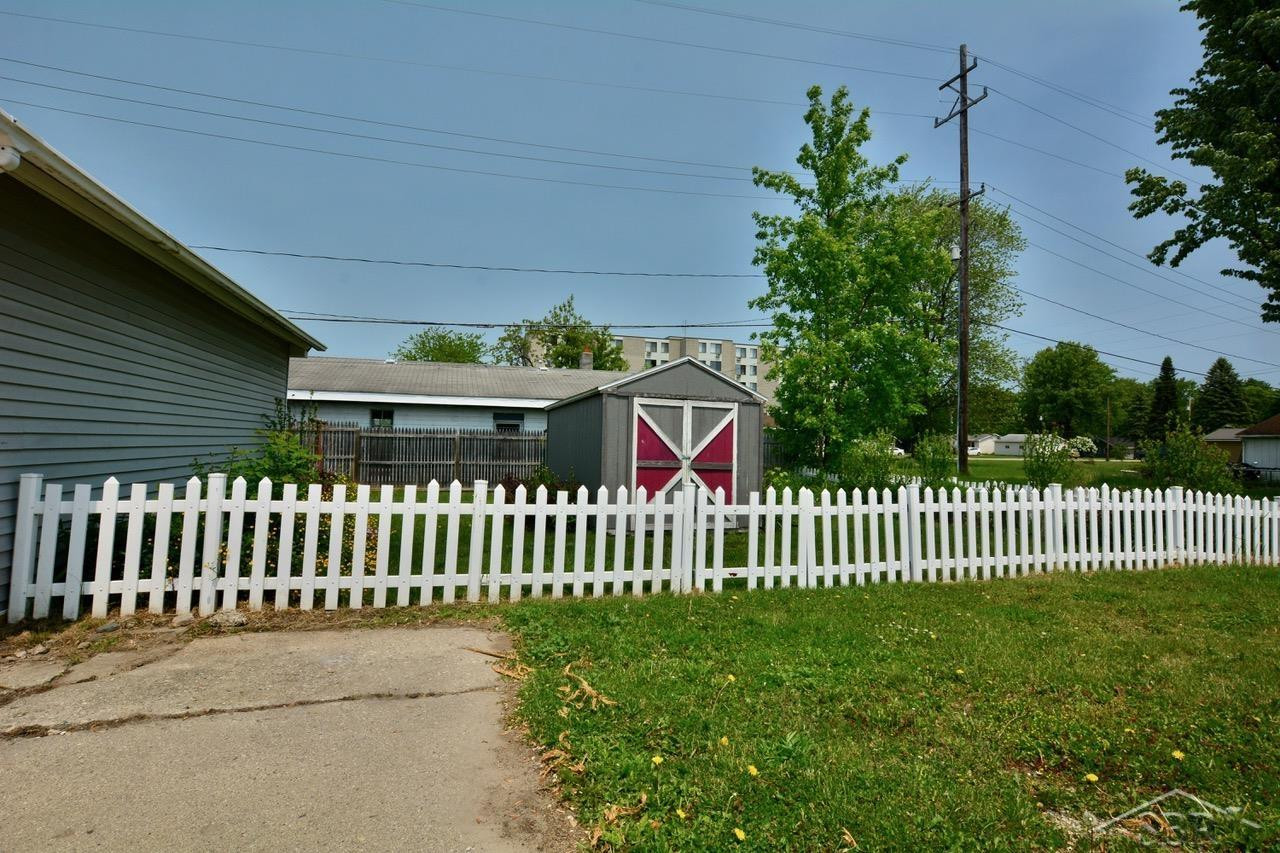 315 Ross Street, Beaverton, MI 48612 — Photo 3