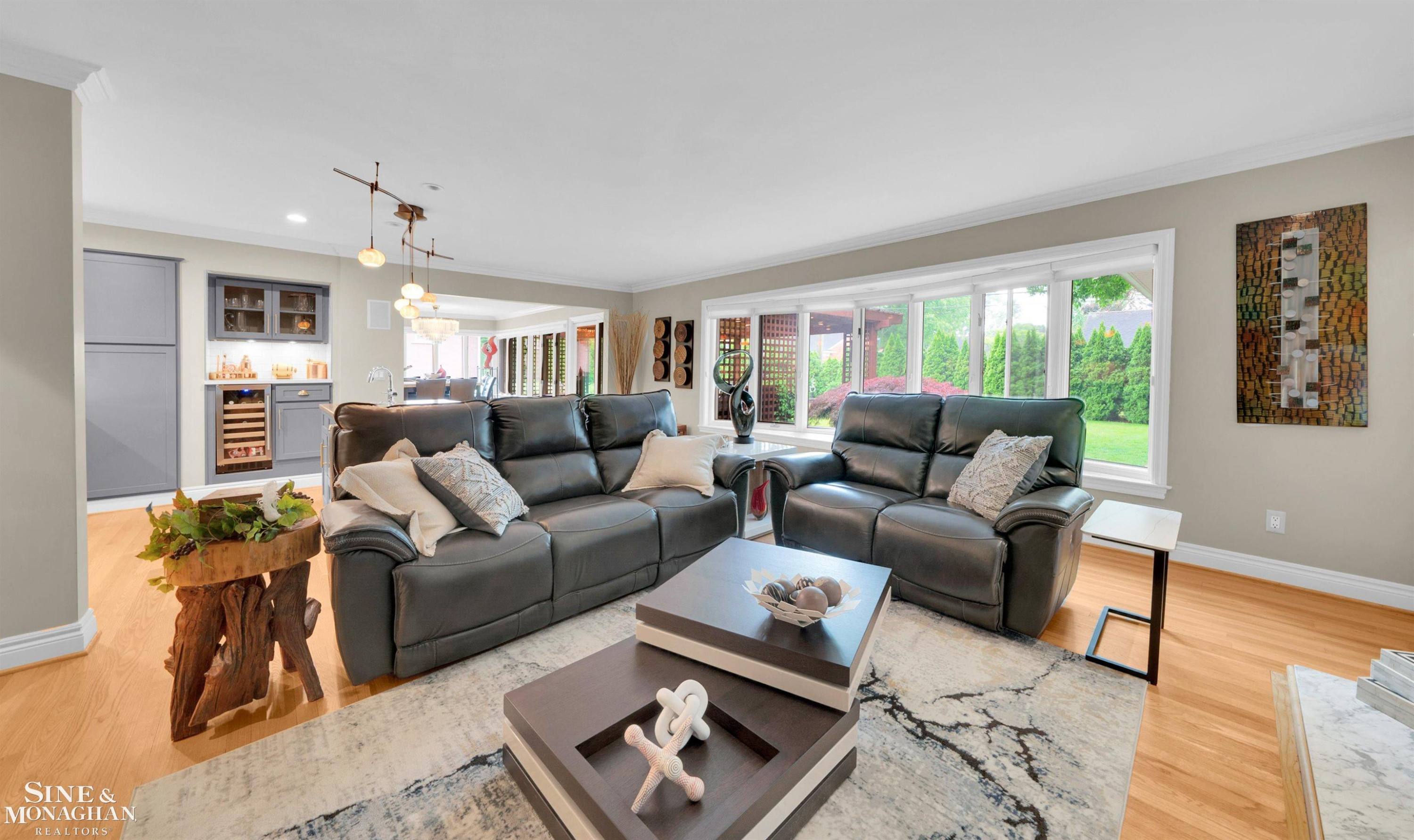 45 Crestwood Drive, Grosse Pointe Shores, MI 48236 — Photo 7