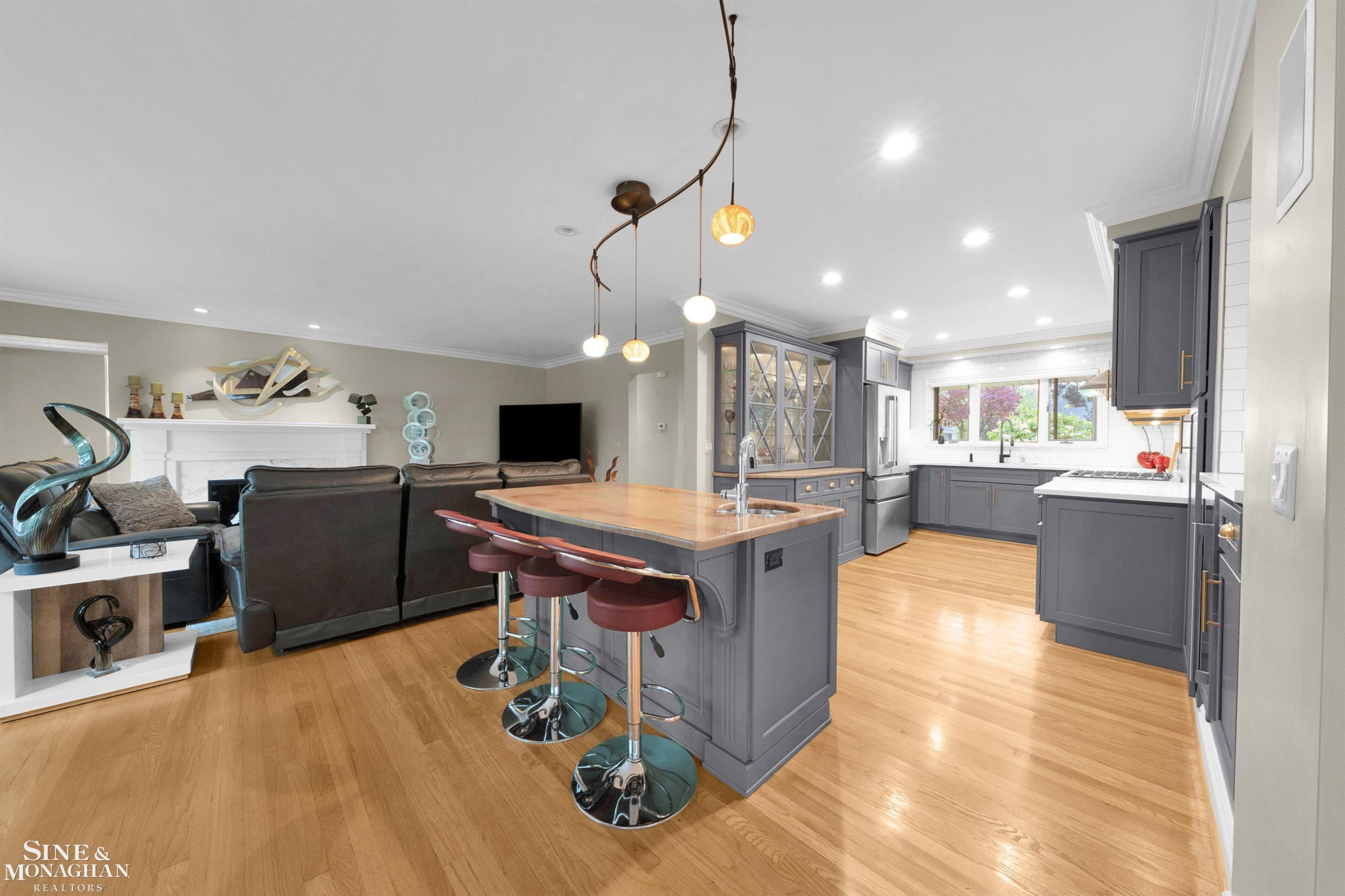 45 Crestwood Drive, Grosse Pointe Shores, MI 48236 — Photo 10