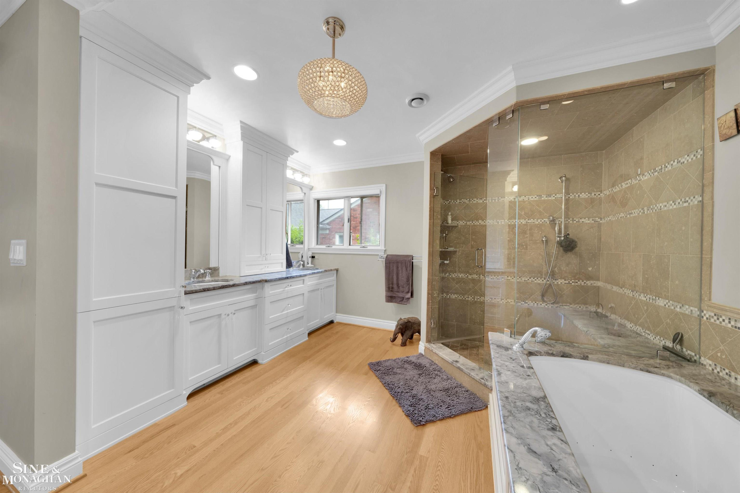45 Crestwood Drive, Grosse Pointe Shores, MI 48236 — Photo 19