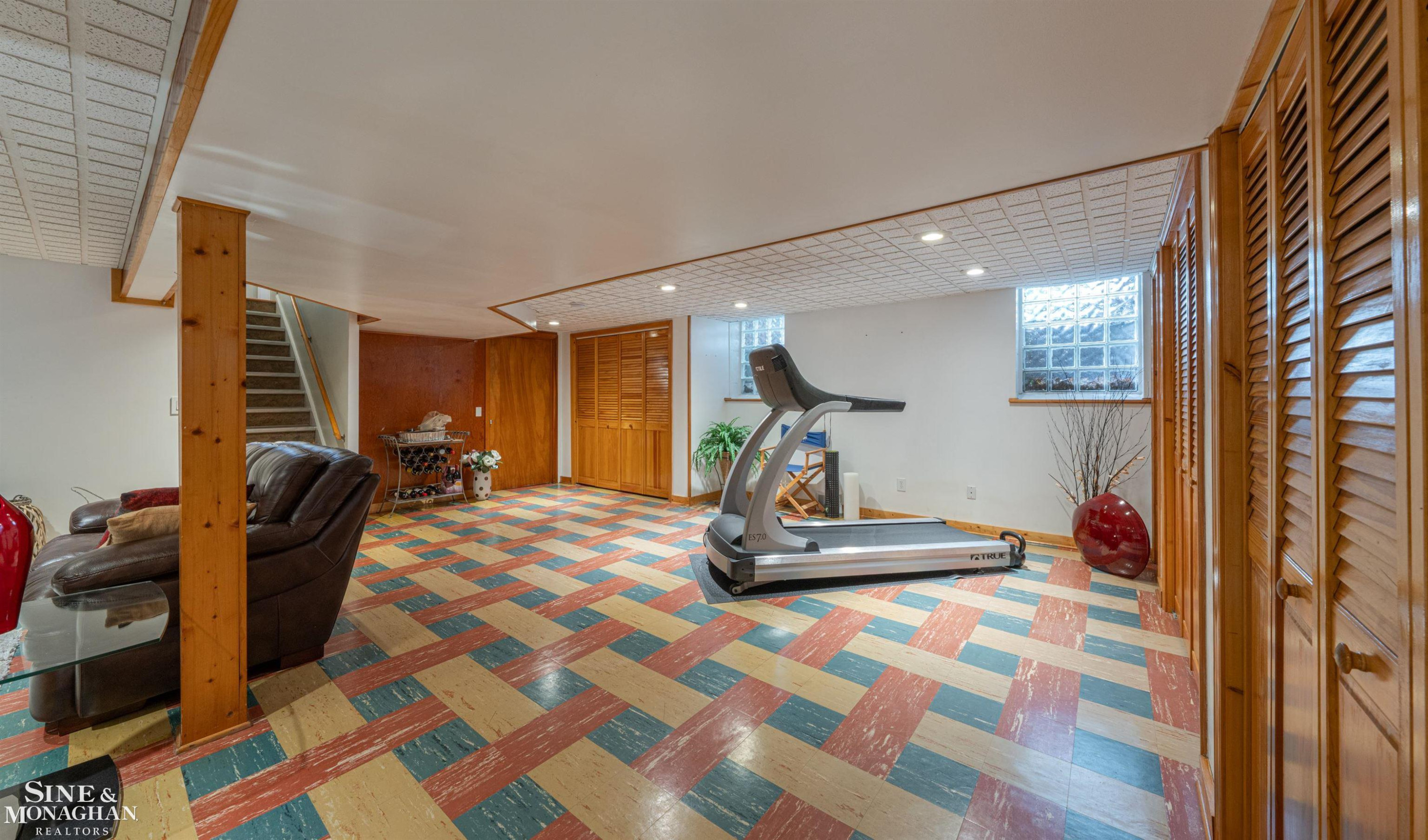 45 Crestwood Drive, Grosse Pointe Shores, MI 48236 — Photo 36