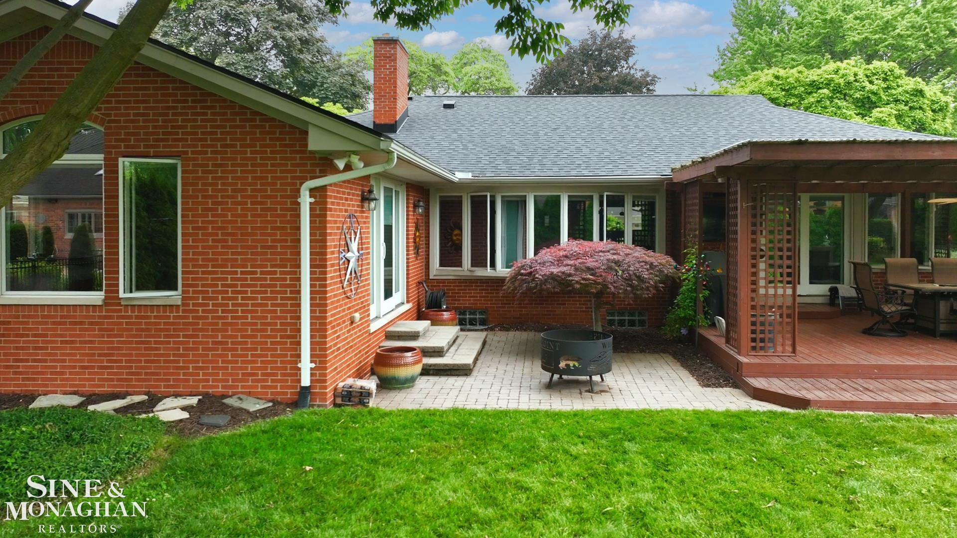 45 Crestwood Drive, Grosse Pointe Shores, MI 48236 — Photo 40