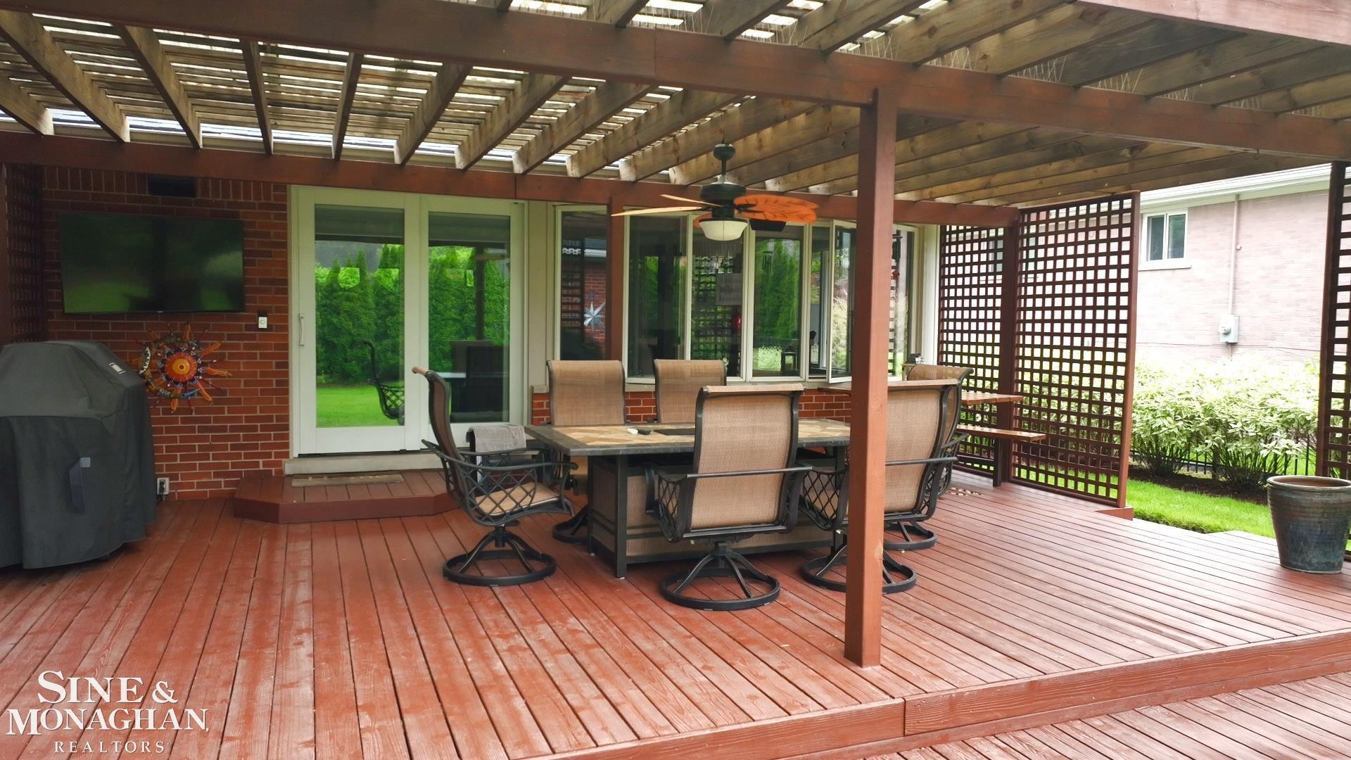 45 Crestwood Drive, Grosse Pointe Shores, MI 48236 — Photo 44