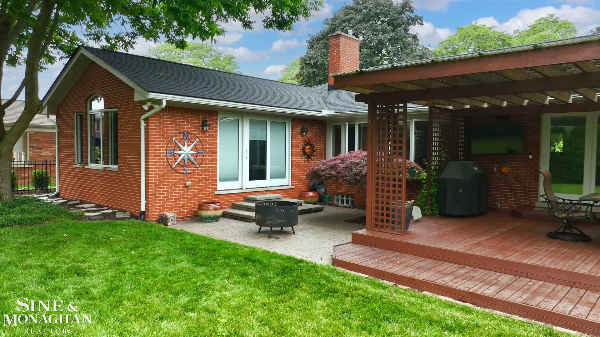 45 Crestwood Drive, Grosse Pointe Shores, MI 48236 — Photo 48