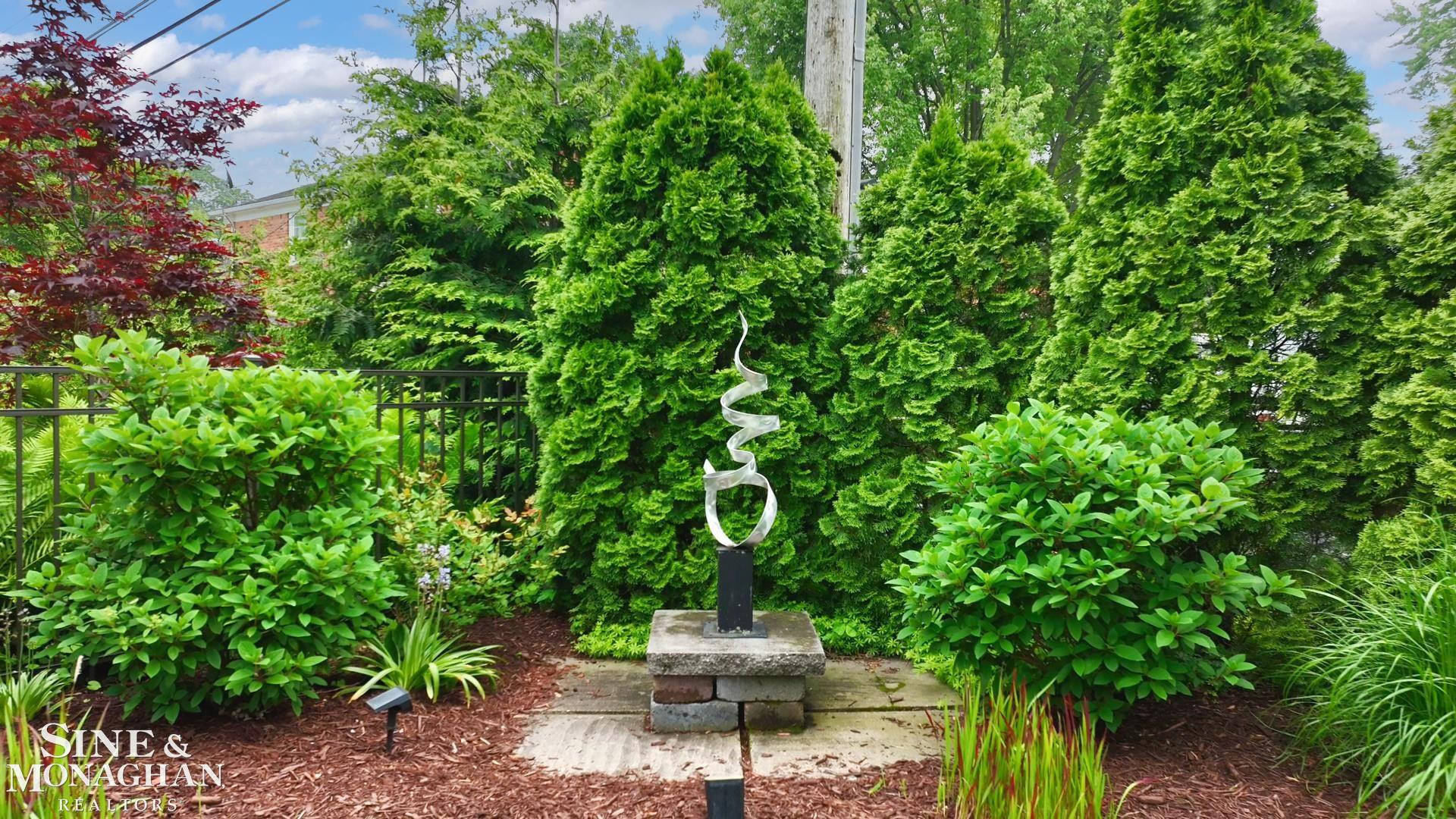 45 Crestwood Drive, Grosse Pointe Shores, MI 48236 — Photo 52