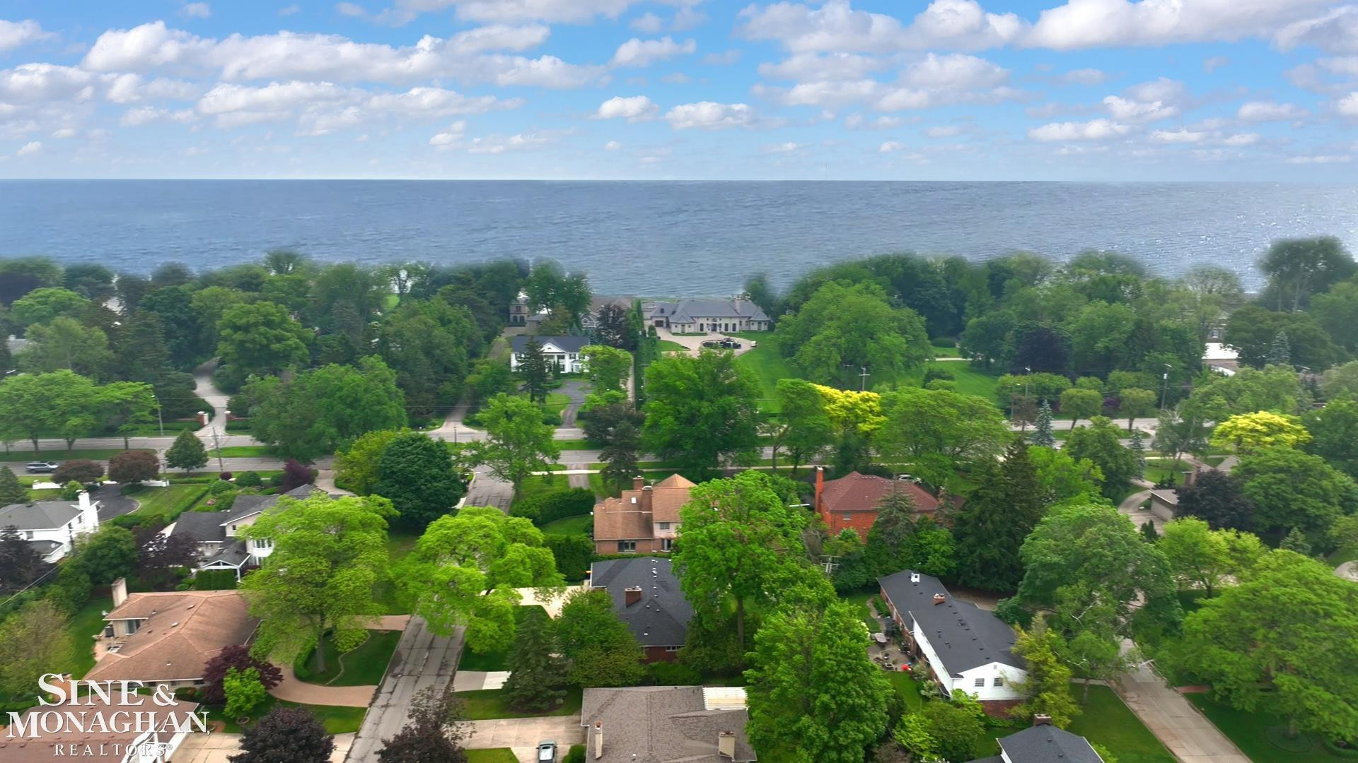 45 Crestwood Drive, Grosse Pointe Shores, MI 48236 — Photo 60
