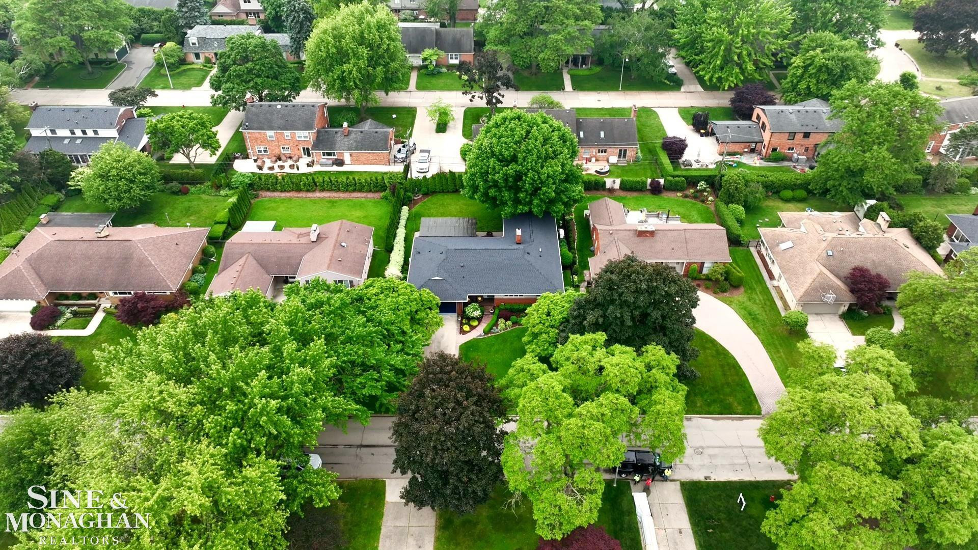 45 Crestwood Drive, Grosse Pointe Shores, MI 48236 — Photo 61
