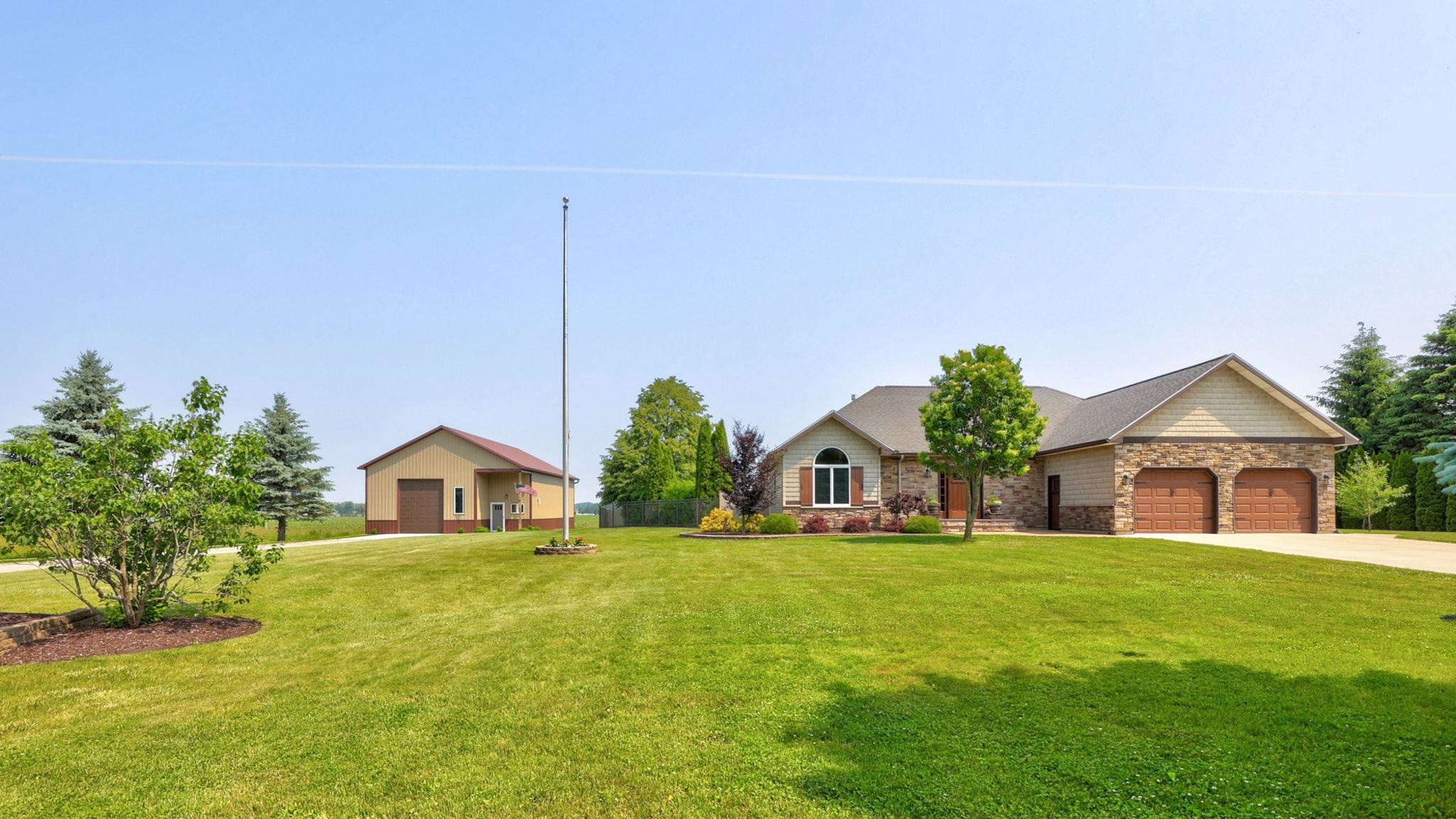 10317 Lange Road, Birch Run, MI 48415 — Photo 2