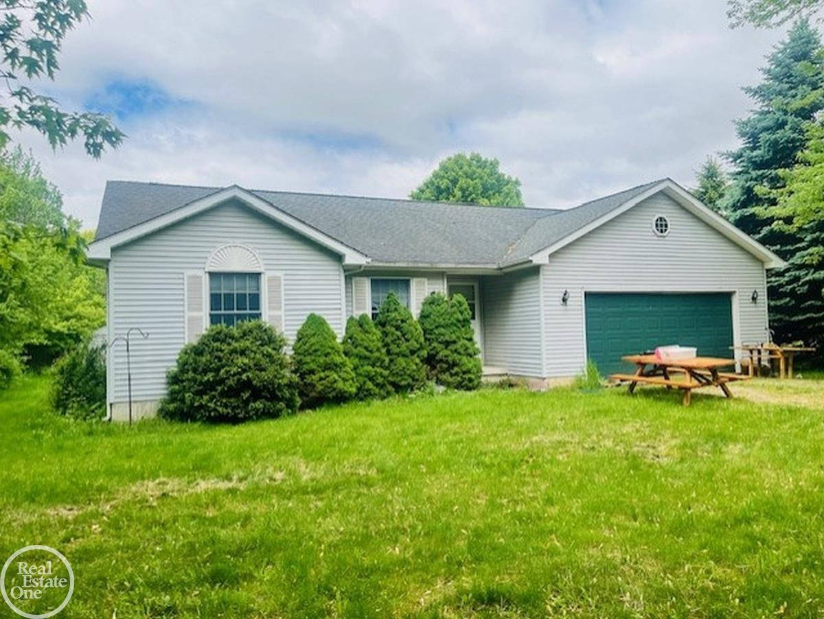 8953 Bricker Road, MI 48006 — Photo 2