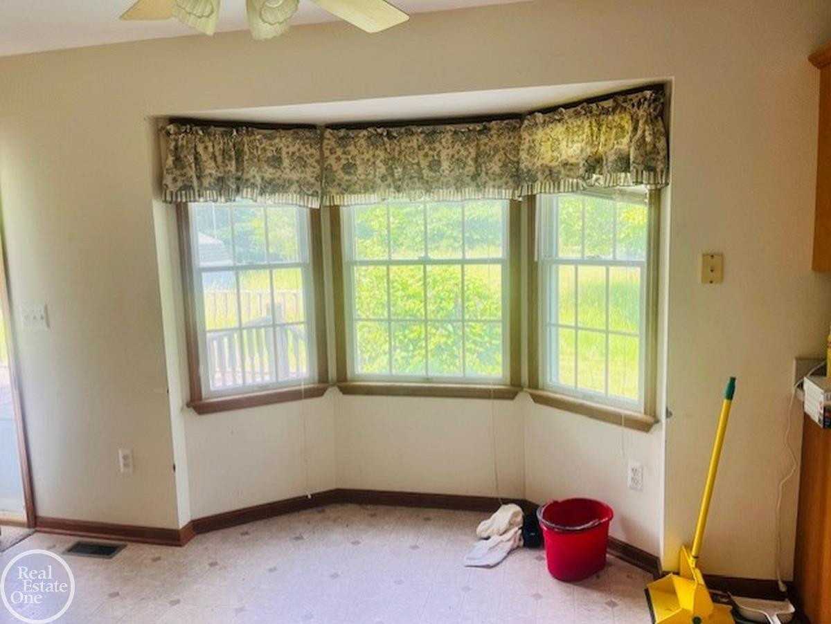 8953 Bricker Road, MI 48006 — Photo 4
