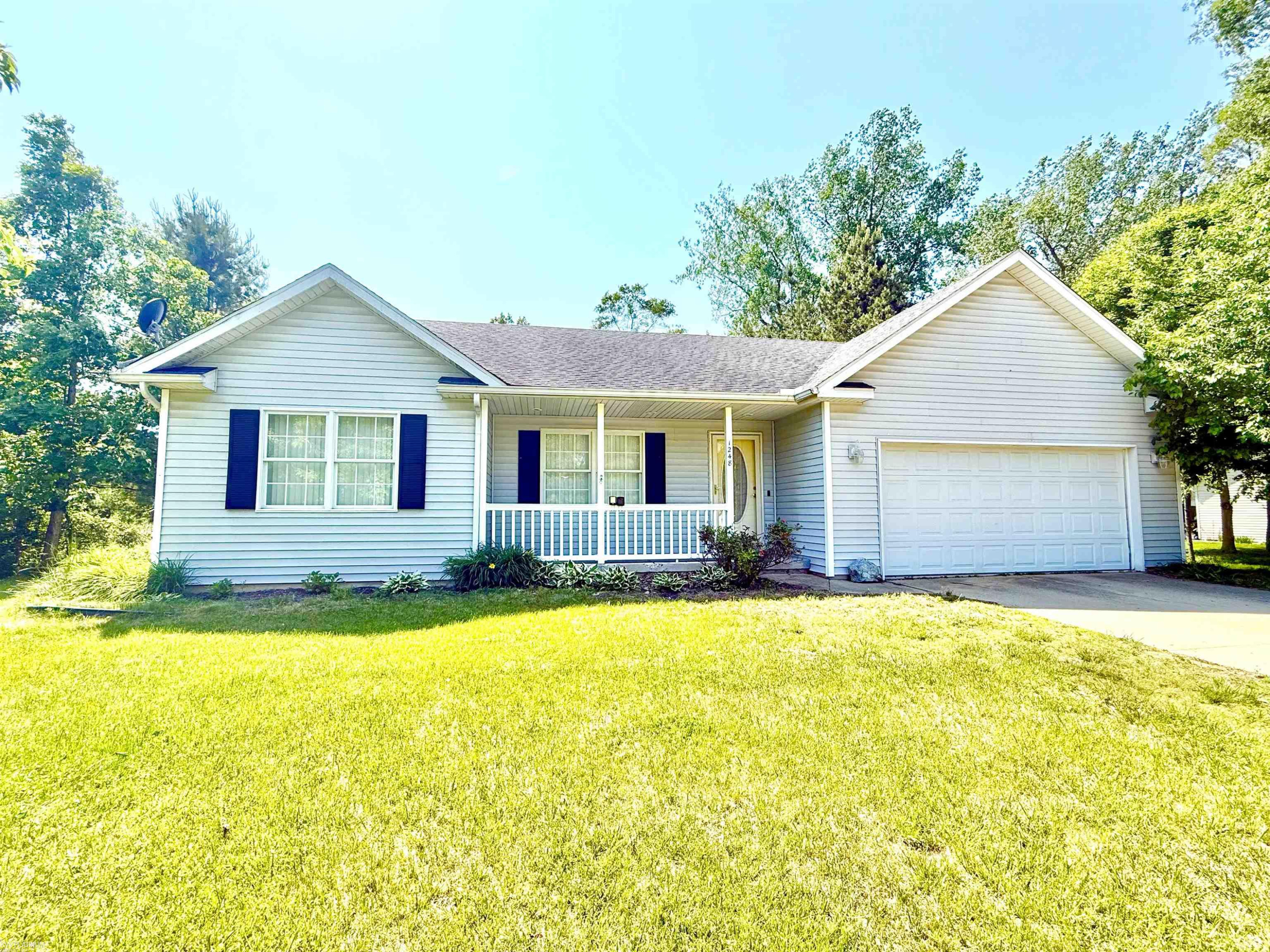 1248 S Hemlock Road, Hemlock, MI 48626 — Photo 2