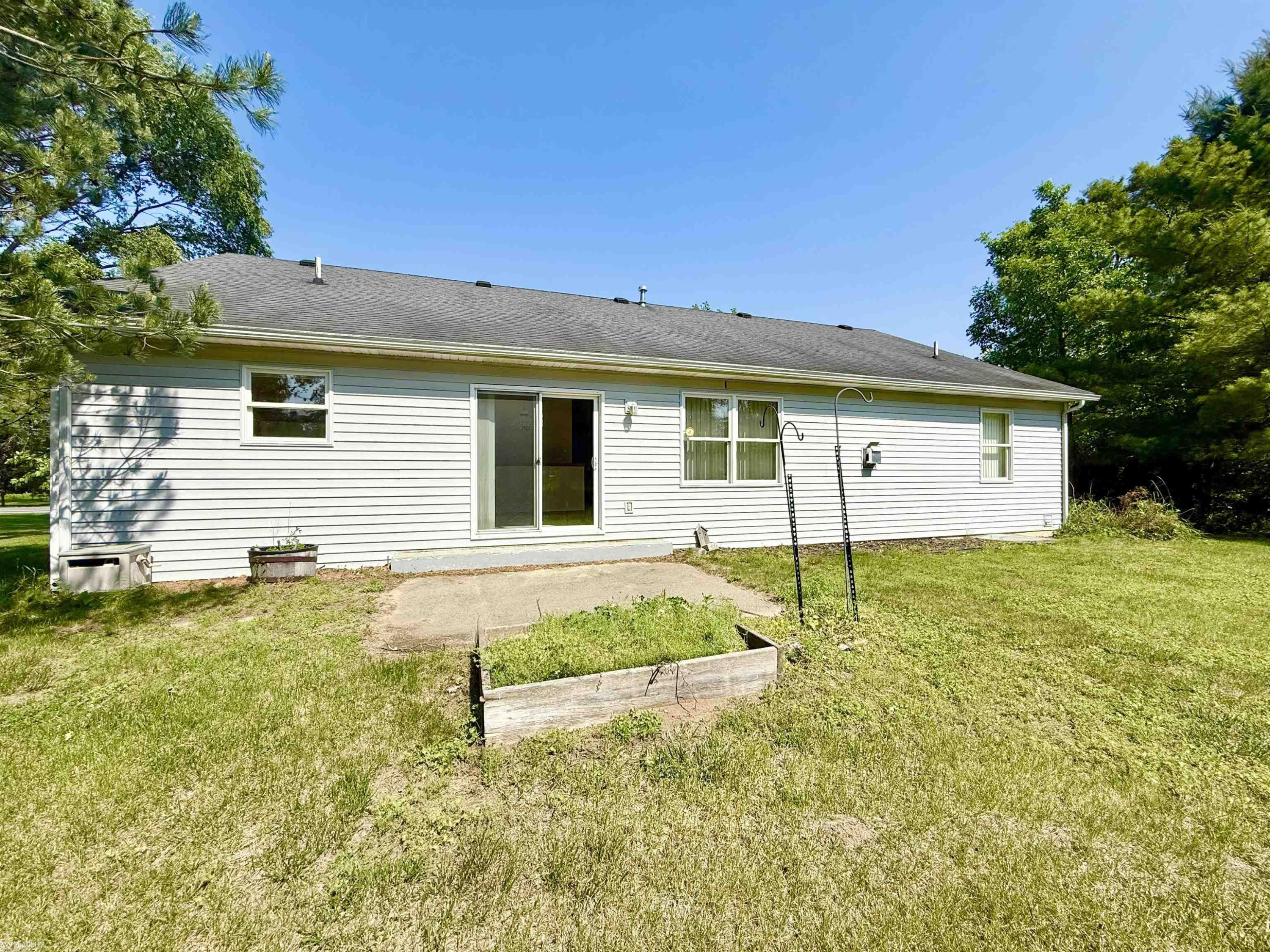 1248 S Hemlock Road, Hemlock, MI 48626 — Photo 63