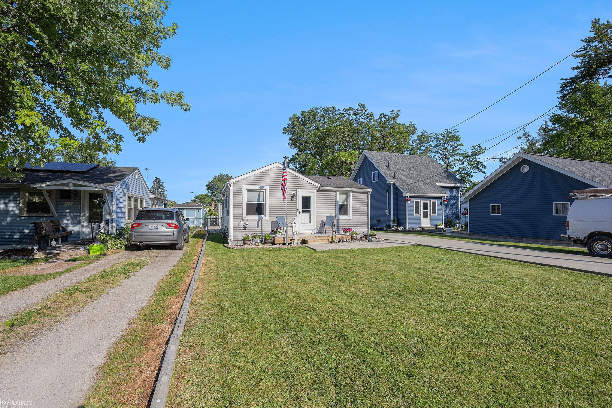 361 Walnut Drive, MI — Photo 4