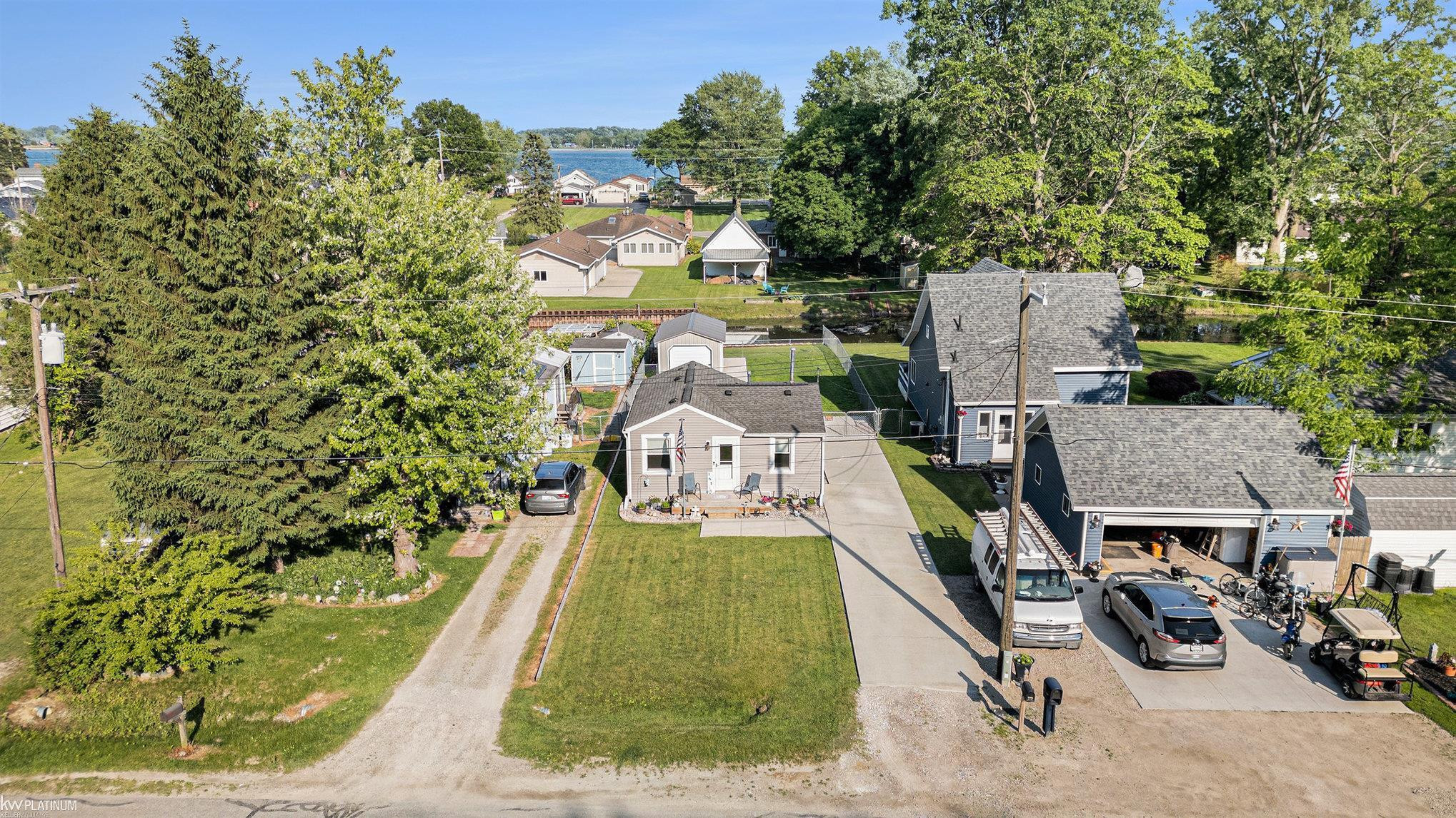 361 Walnut Drive, MI — Photo 20