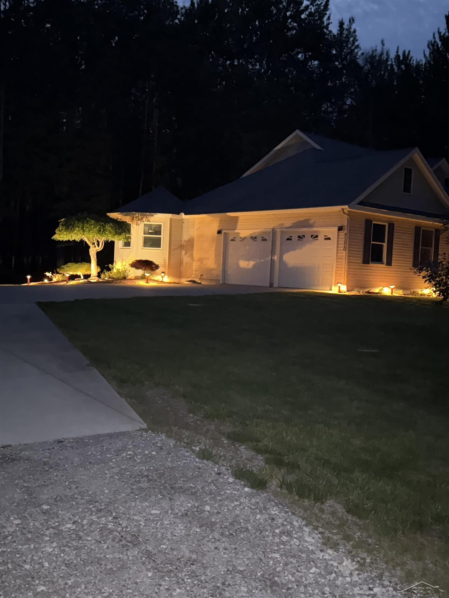 7170 S GRAHAM Road, Saint Charles, MI 48655 — Photo 17