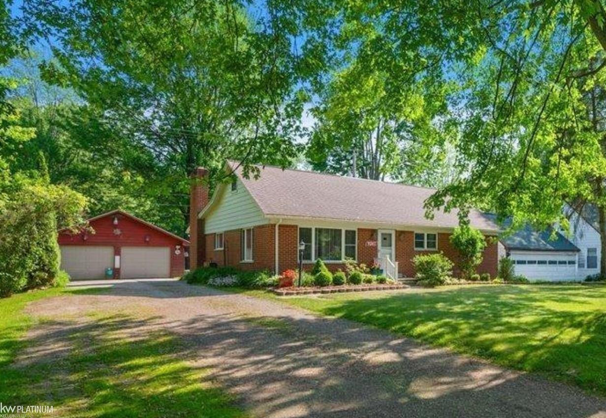 9341 Short Cut Road, MI — front exterior