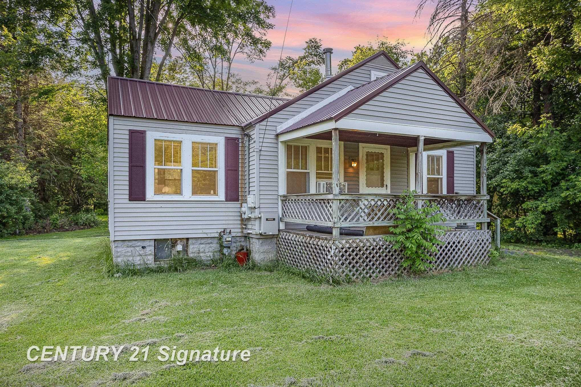 125 N Homer Road, Midland, MI 48640 — Photo 2