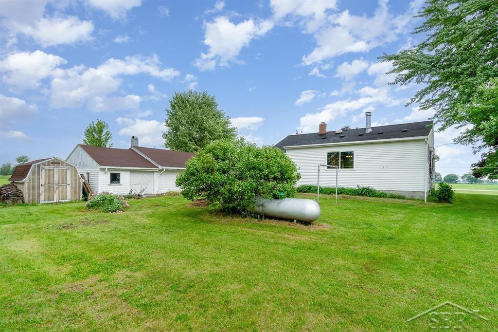 2750 S Carter Road, Auburn, MI 48611 — Photo 18