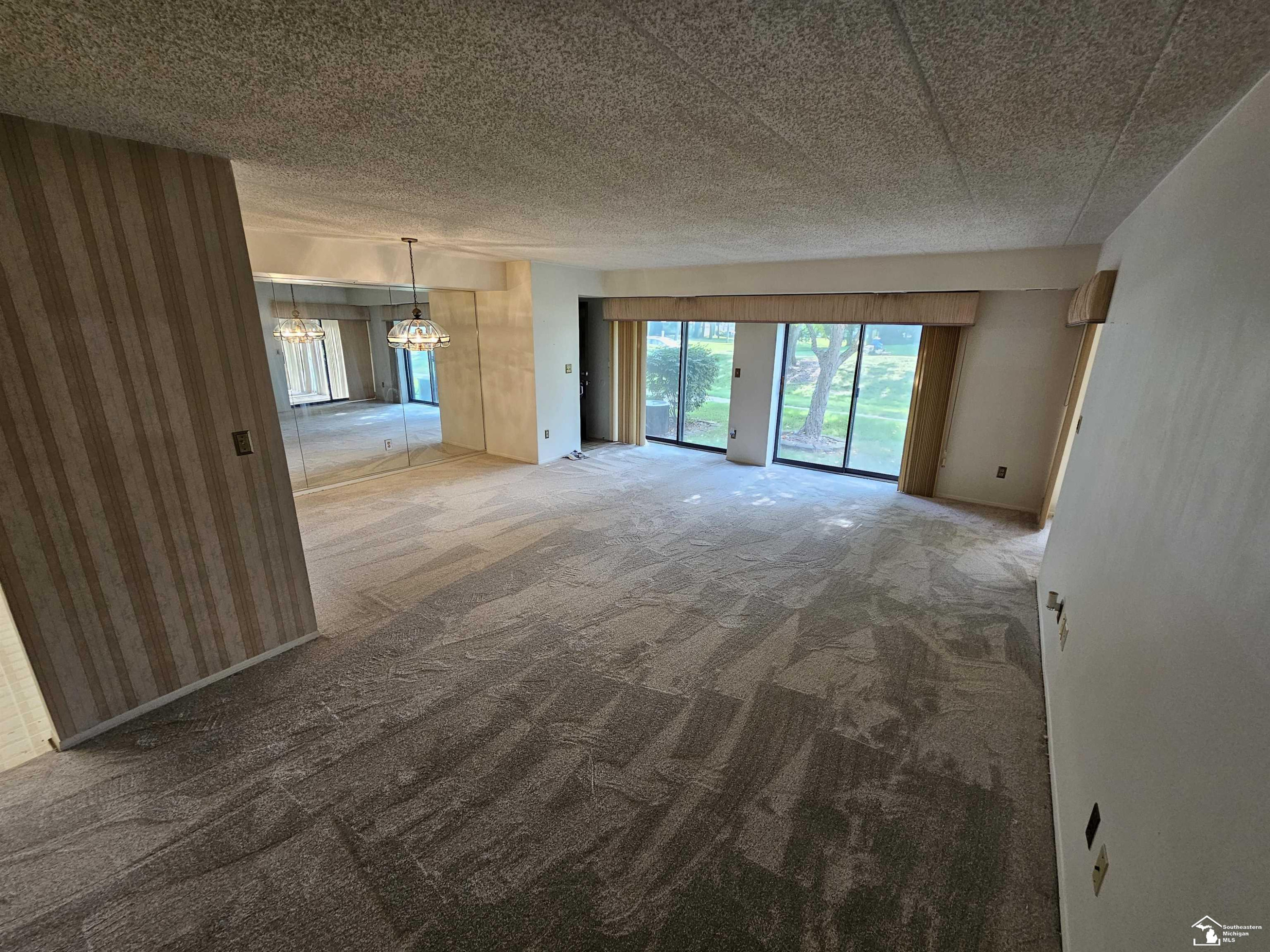 18145 University Park Drive, Livonia, MI 48152 — Photo 3