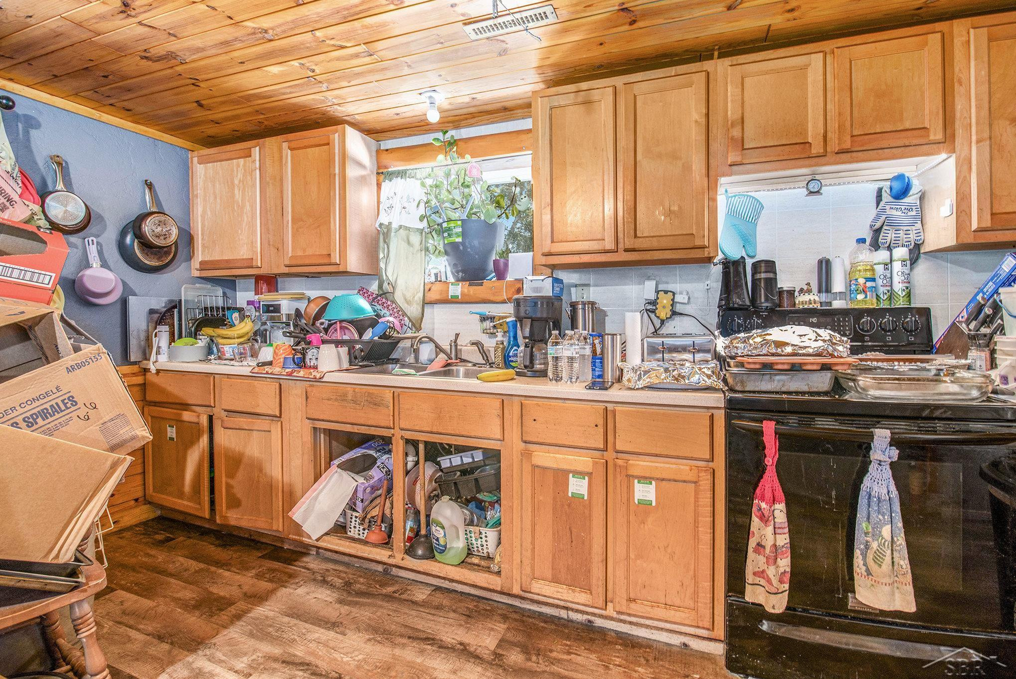 2450 S Harrison Avenue, Harrison, MI 48625 — Photo 5