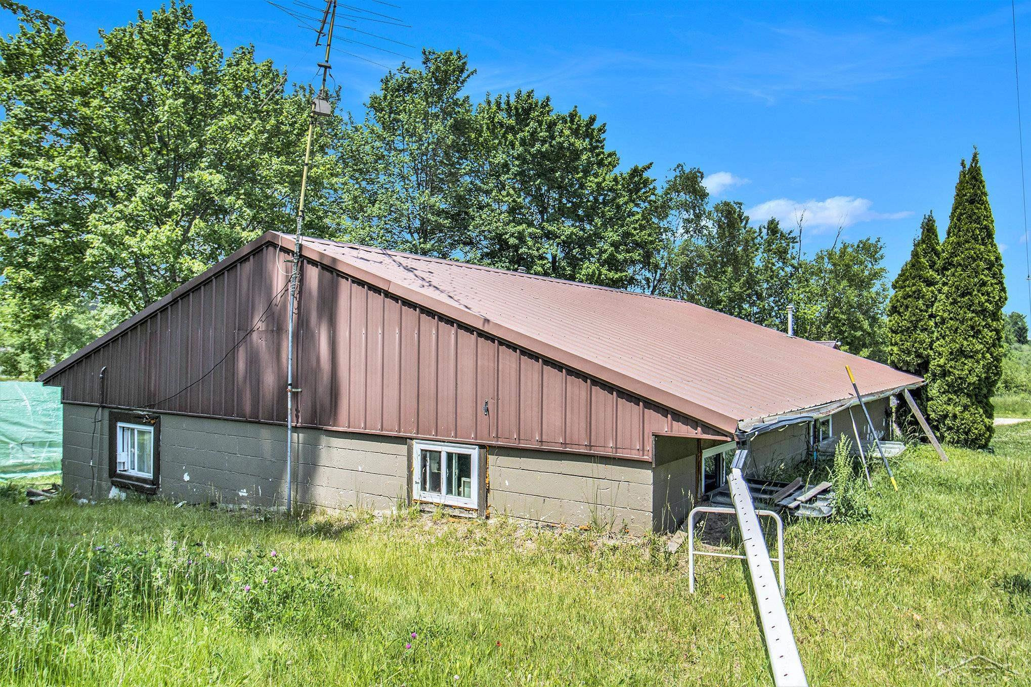 2450 S Harrison Avenue, Harrison, MI 48625 — Photo 14