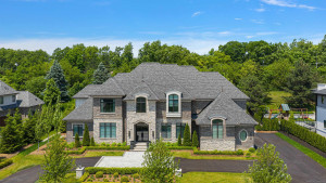 2816 Turtle Grove Court, Bloomfield Hills, MI 48302