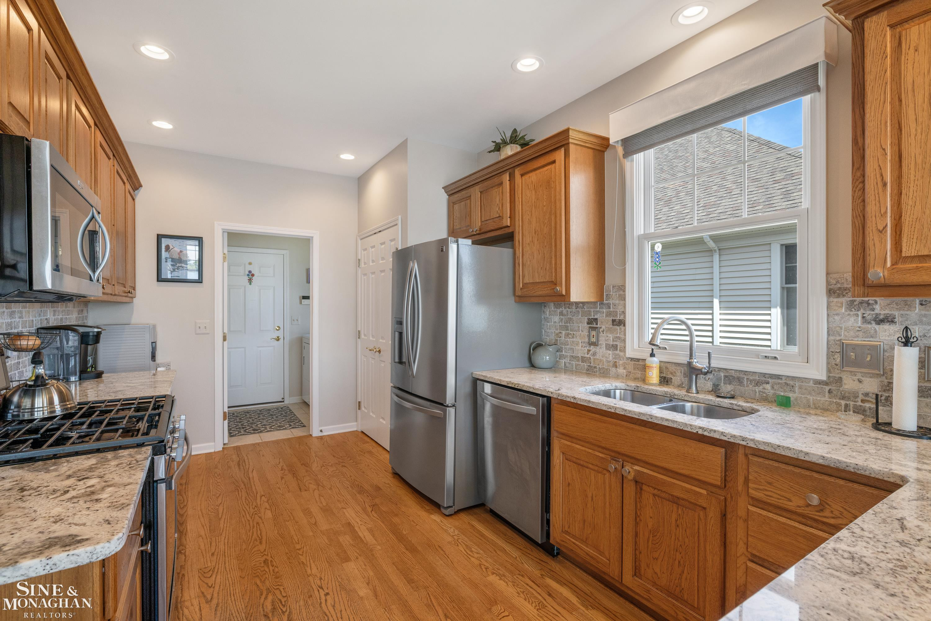 3891 Riverview Terrace, 30, MI — Photo 8