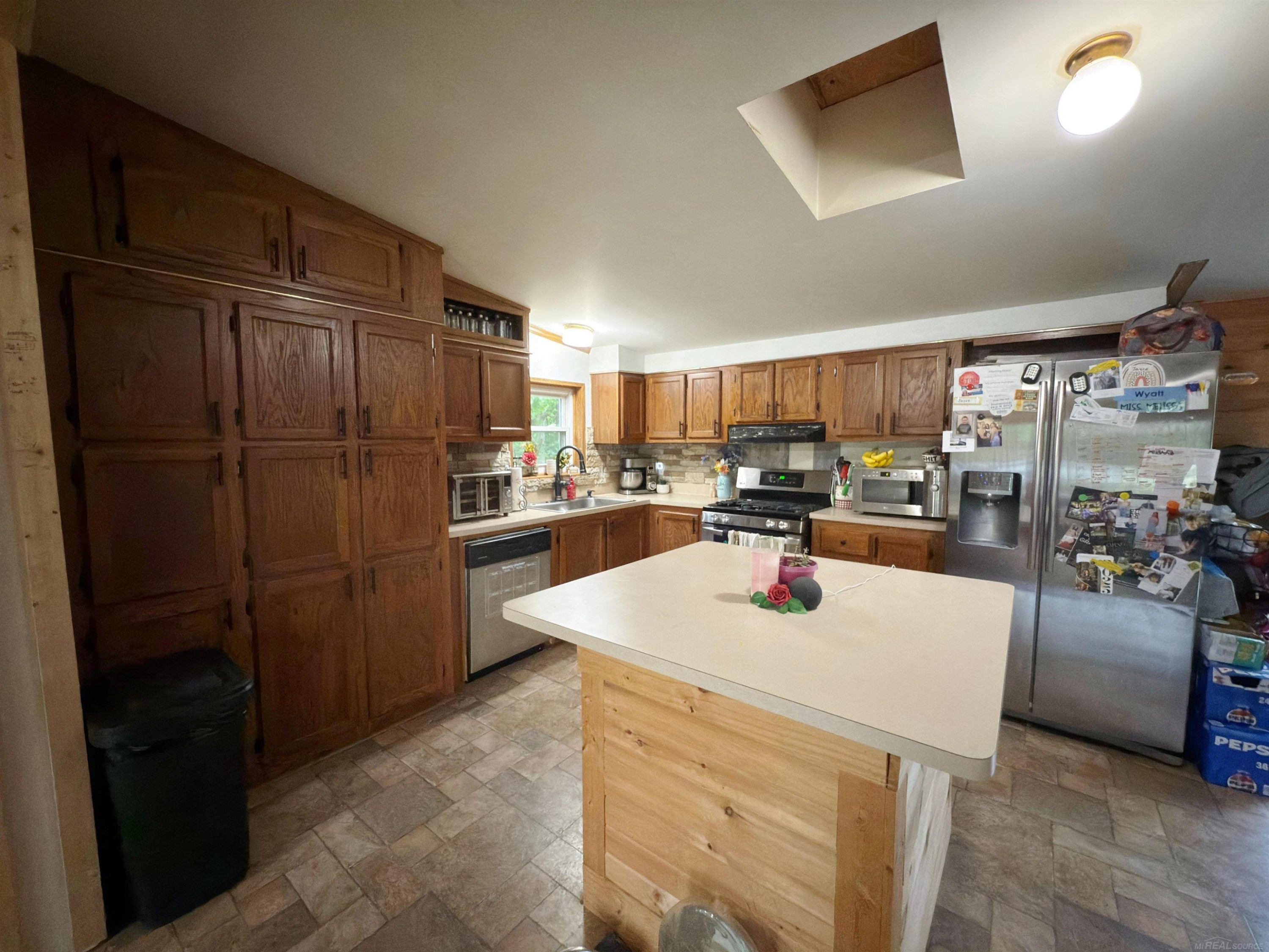 8195 Jordan Road, Yale, MI 48097 — Photo 5