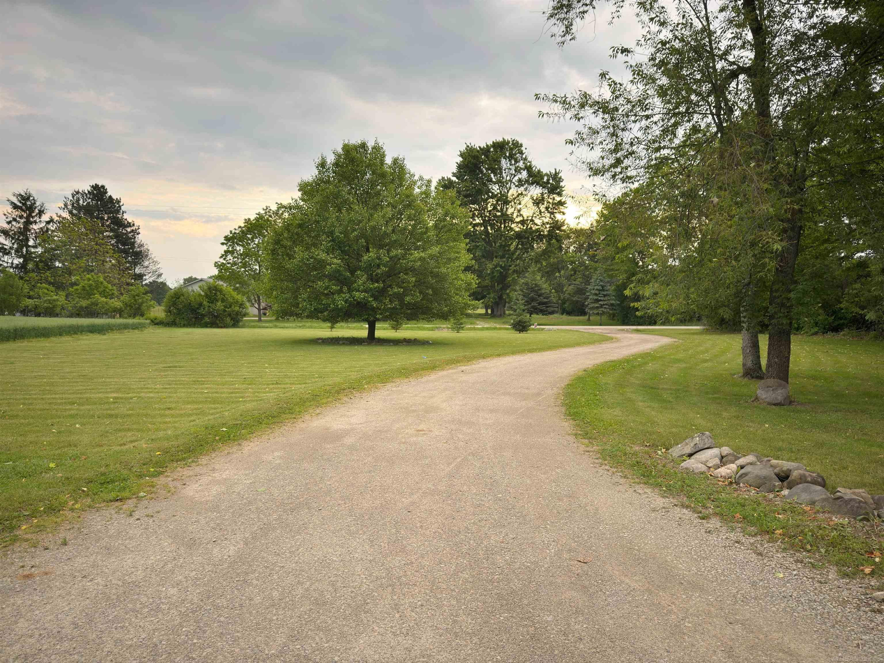 8195 Jordan Road, Yale, MI 48097 — Photo 17