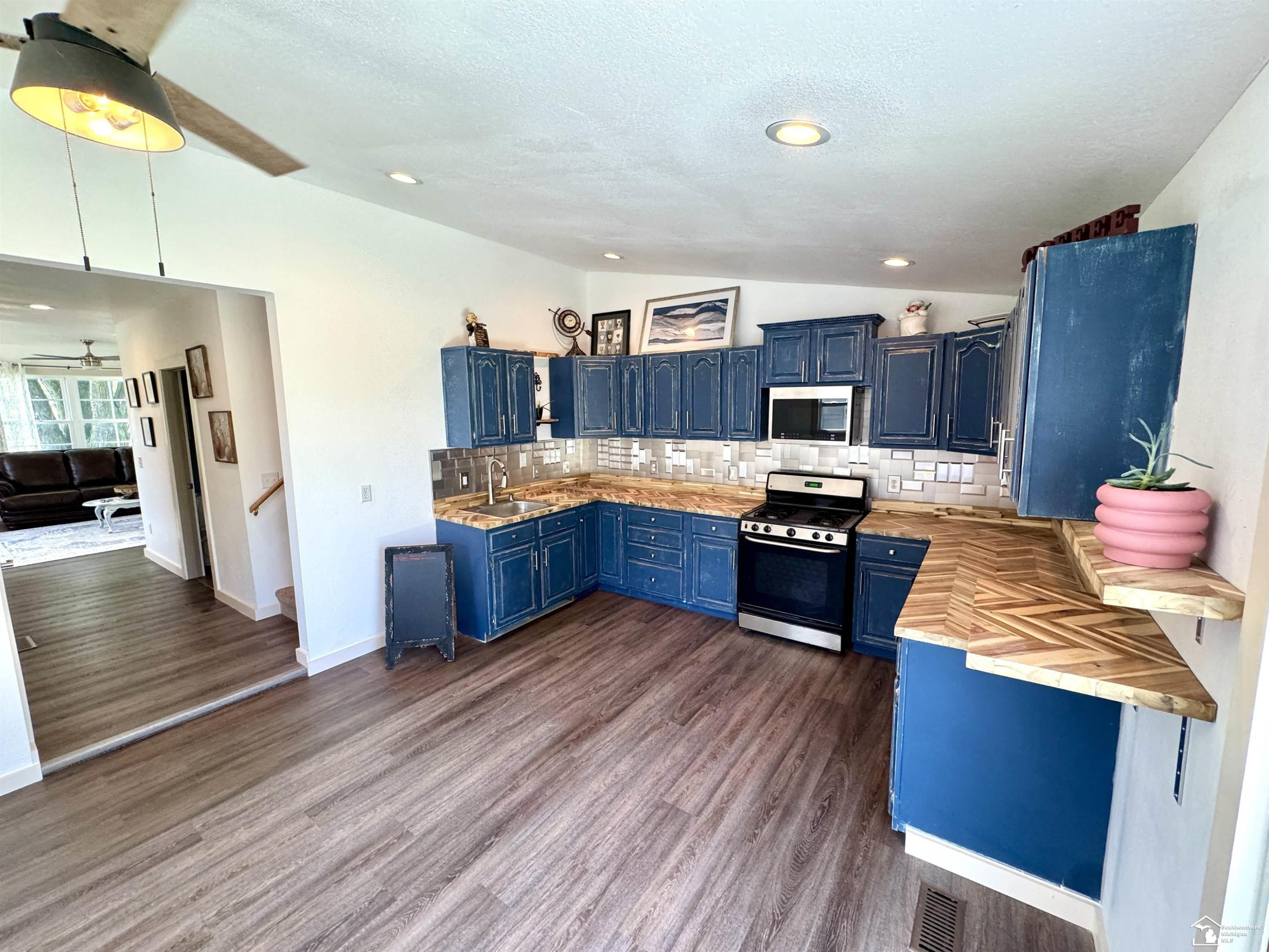 9714 S Dixie Highway, Erie, MI — Photo 13