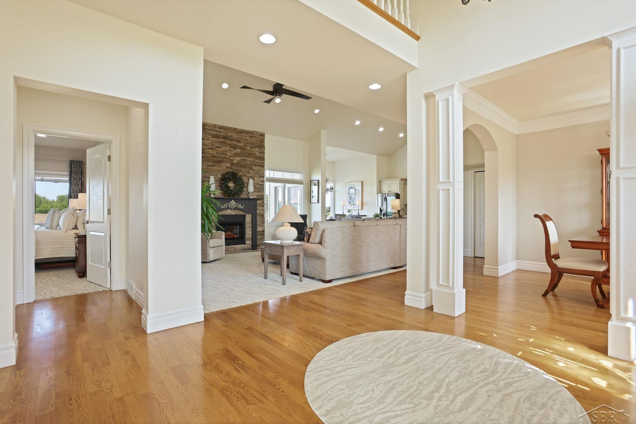 5859 N Center Road, Saginaw, MI 48604 — Photo 9