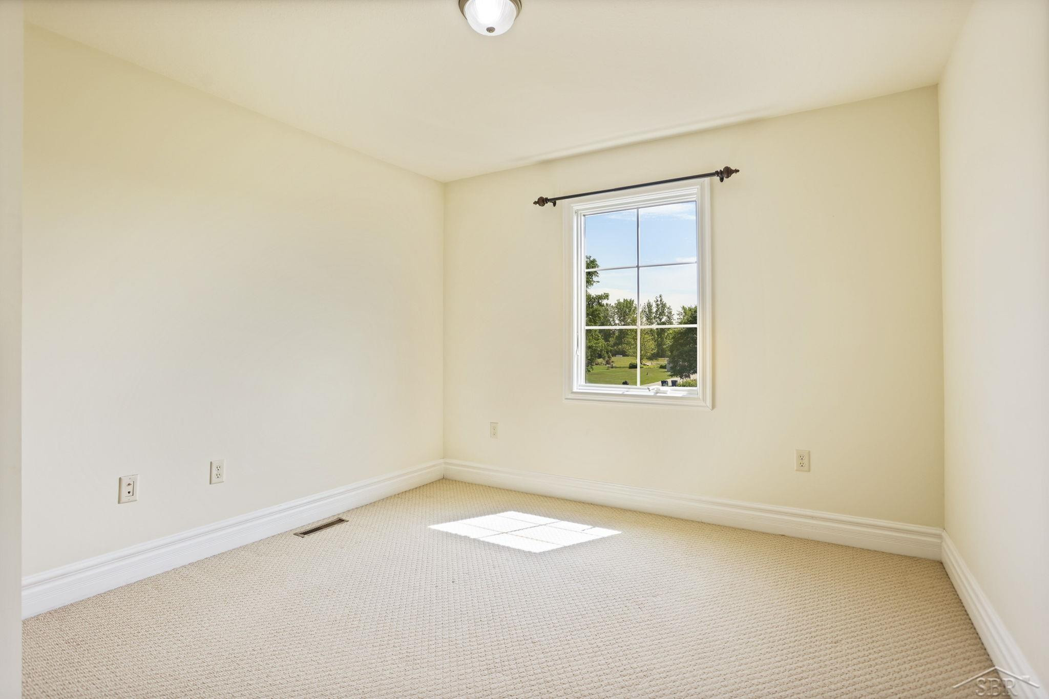 5859 N Center Road, Saginaw, MI 48604 — Photo 38