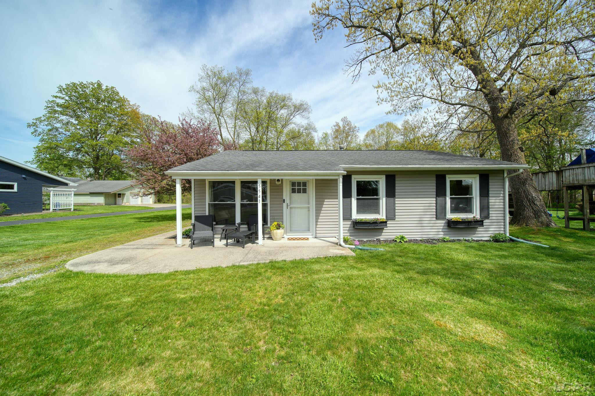 5541 Pleasant Valley Road, Manitou Beach, MI 49253 — Photo 2